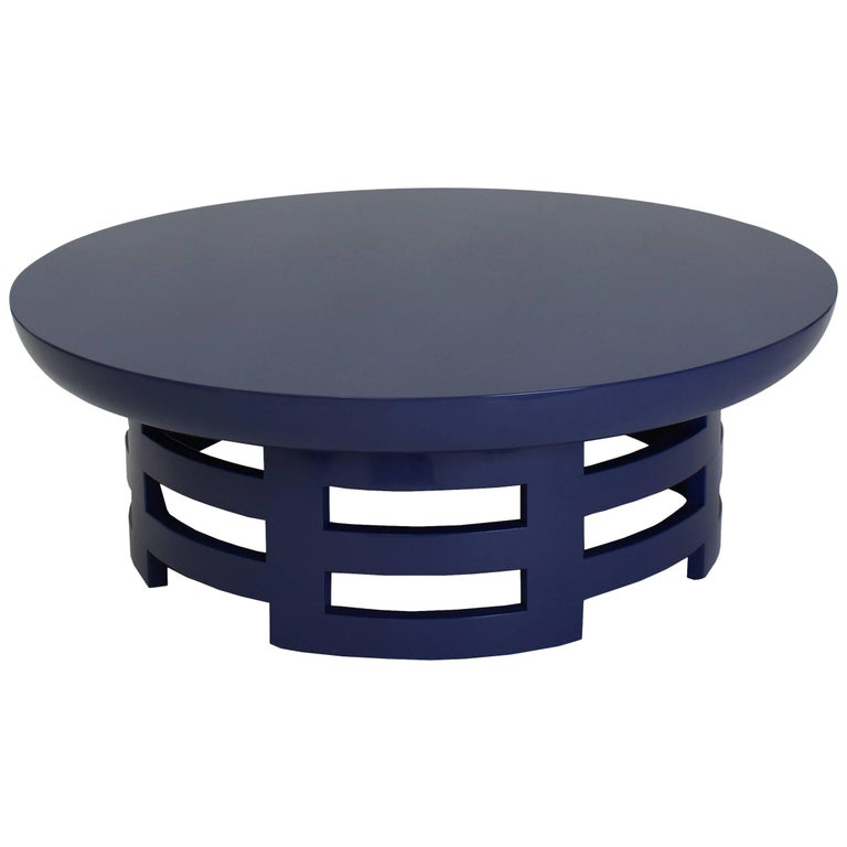 Modern Round Coffee Table For Sale at 1stDibs