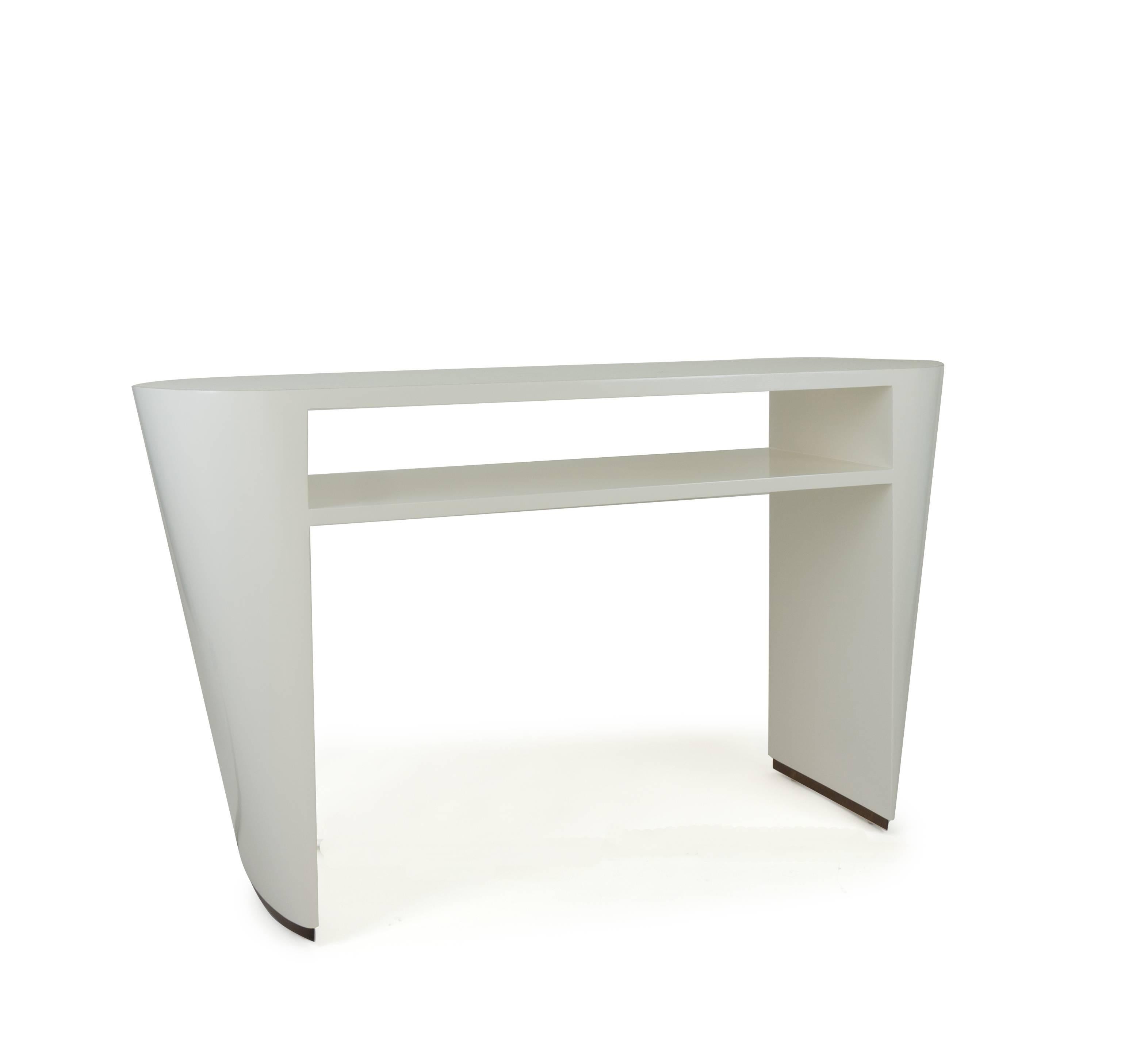 console blanche laquee