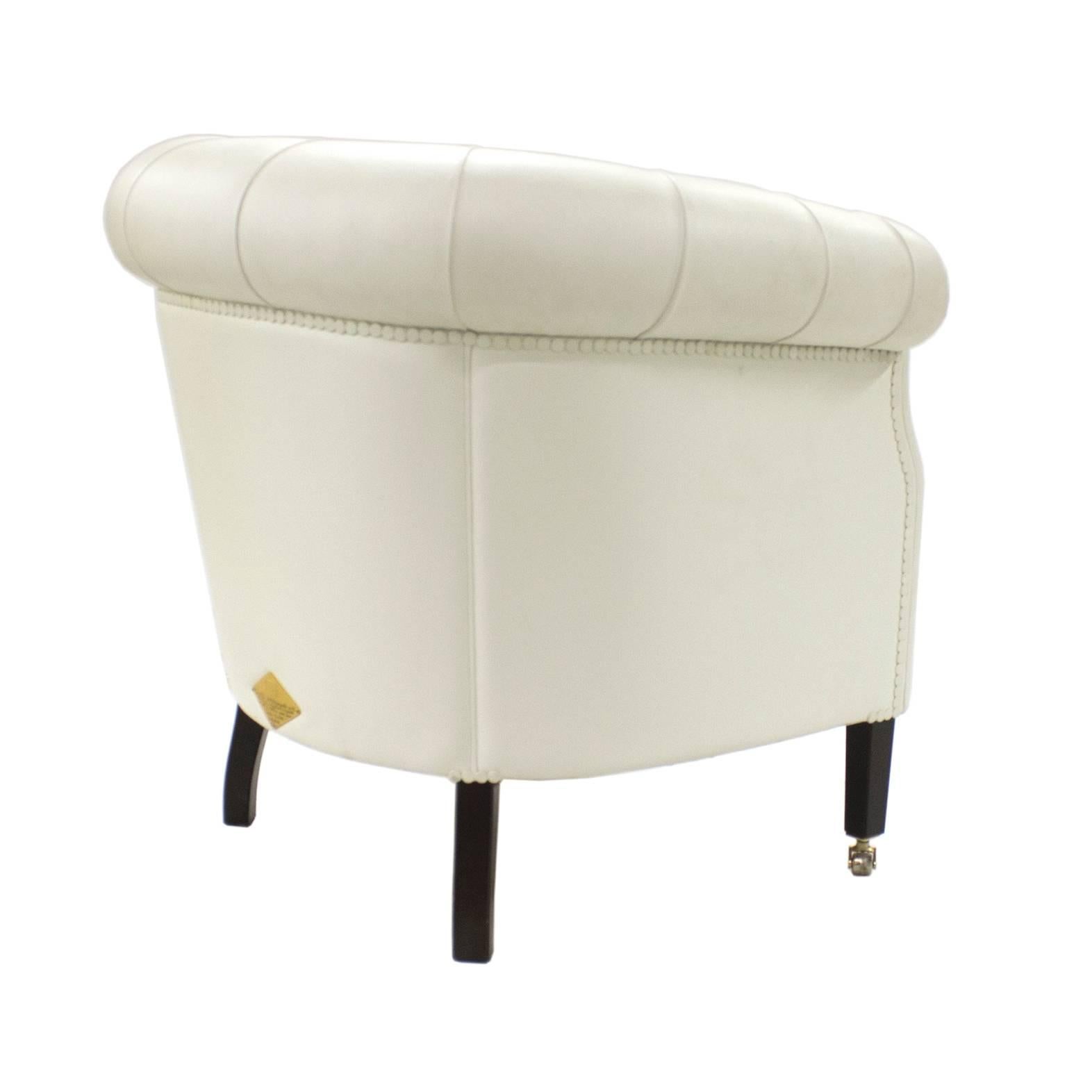 Italian White Leather Fumoir Club Armchair by Renzo Frau for Poltrona Frau, Italy For Sale