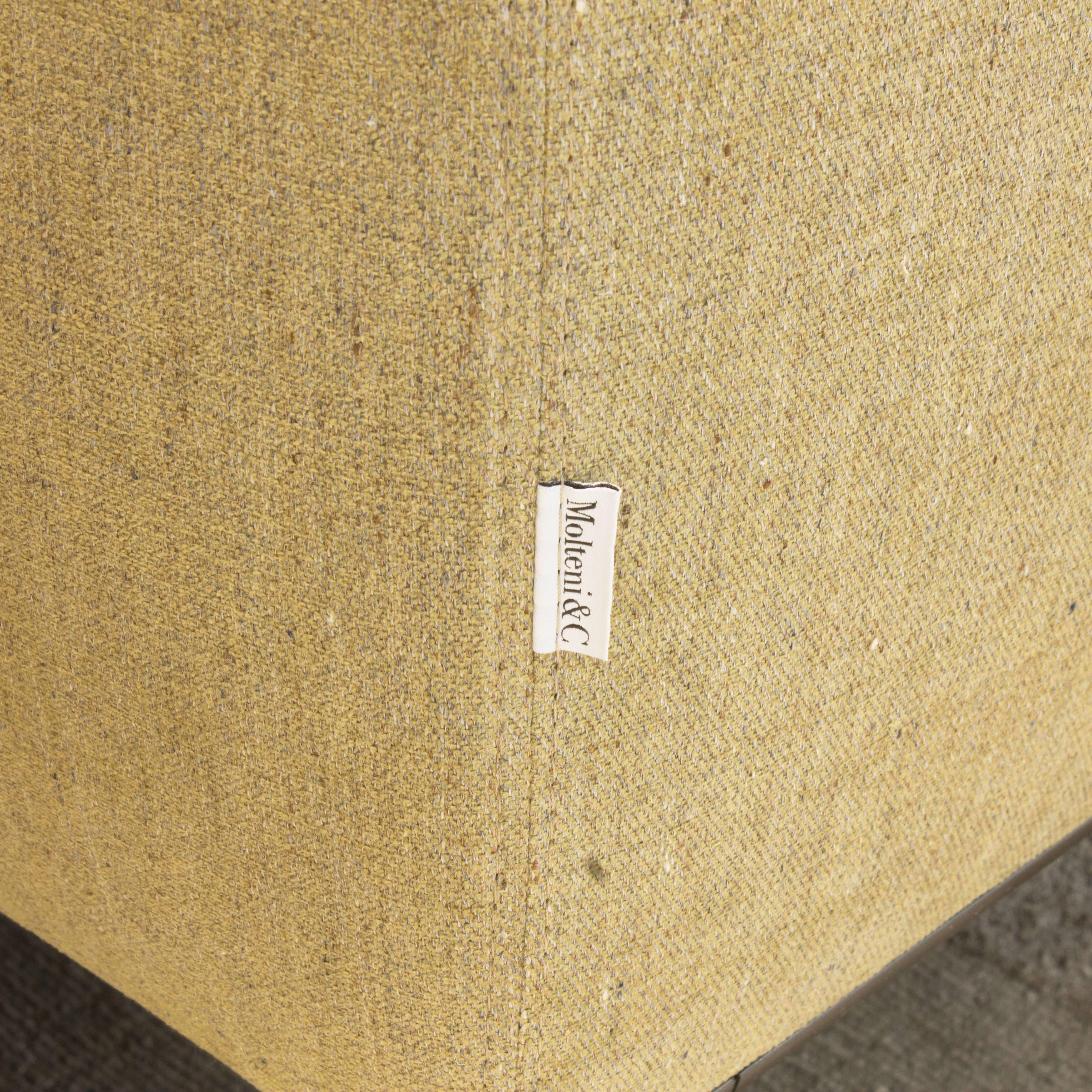 Paul Sectional Sofa Couch with Cushions by Vincent Van Duysen for Molteni, Italy In Good Condition For Sale In Brooklyn, NY