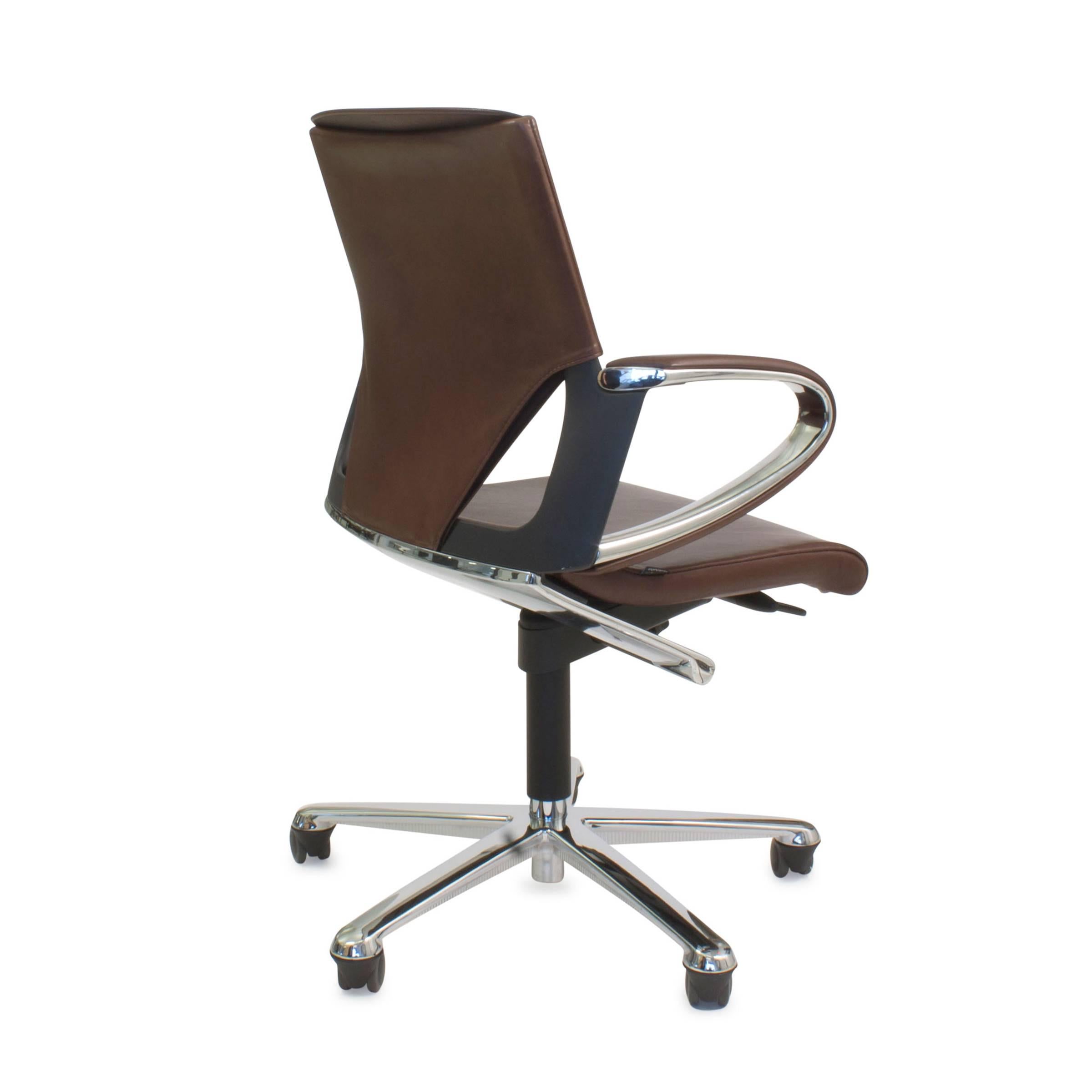 Brown Leather Modus 283/7 Office Swivel Task Chair for Wilkhahn, Germany In Good Condition For Sale In Brooklyn, NY
