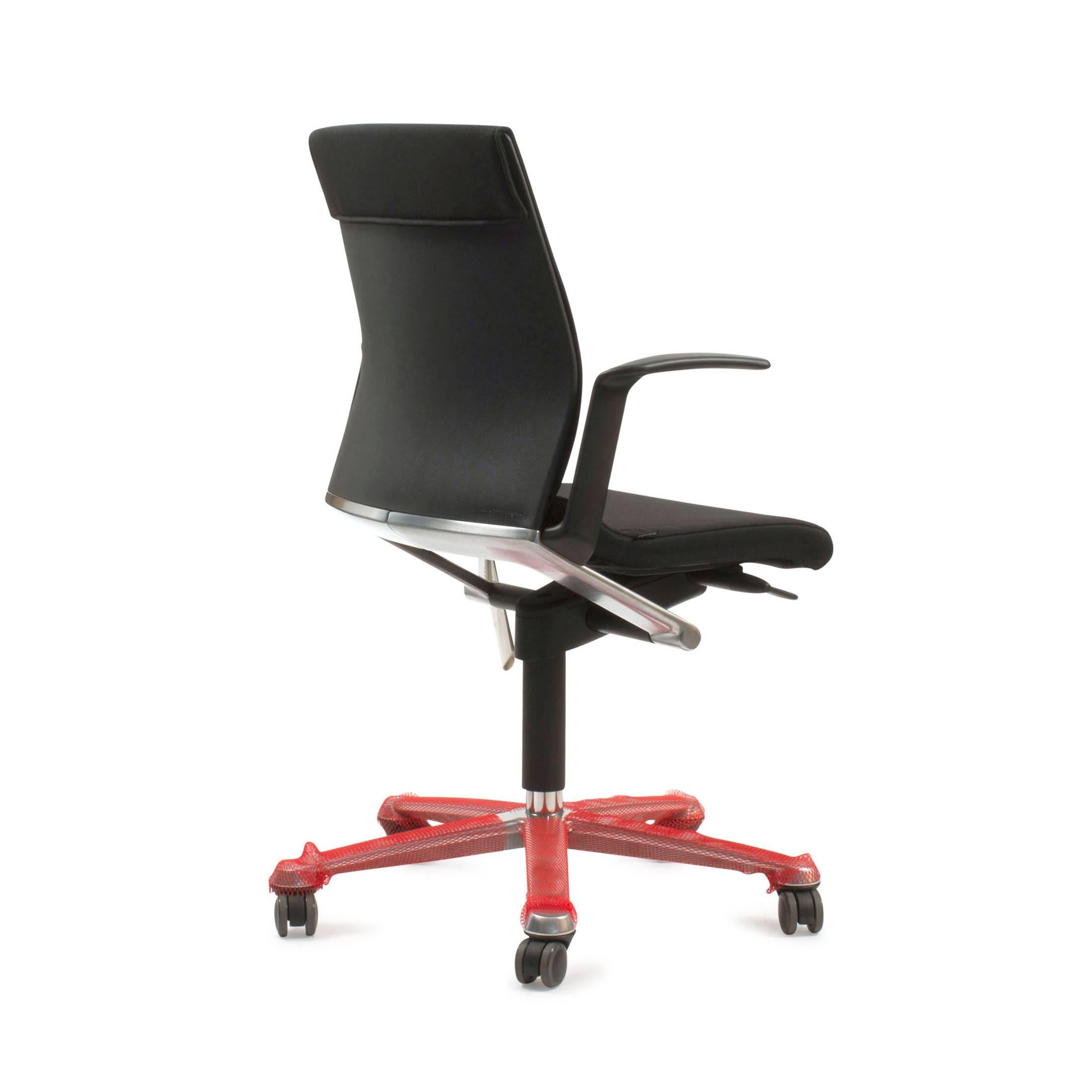 Black Modus 263/7 Adjustable Swivel Office Task Chair for Wilkhahn, Germany In Excellent Condition For Sale In Brooklyn, NY
