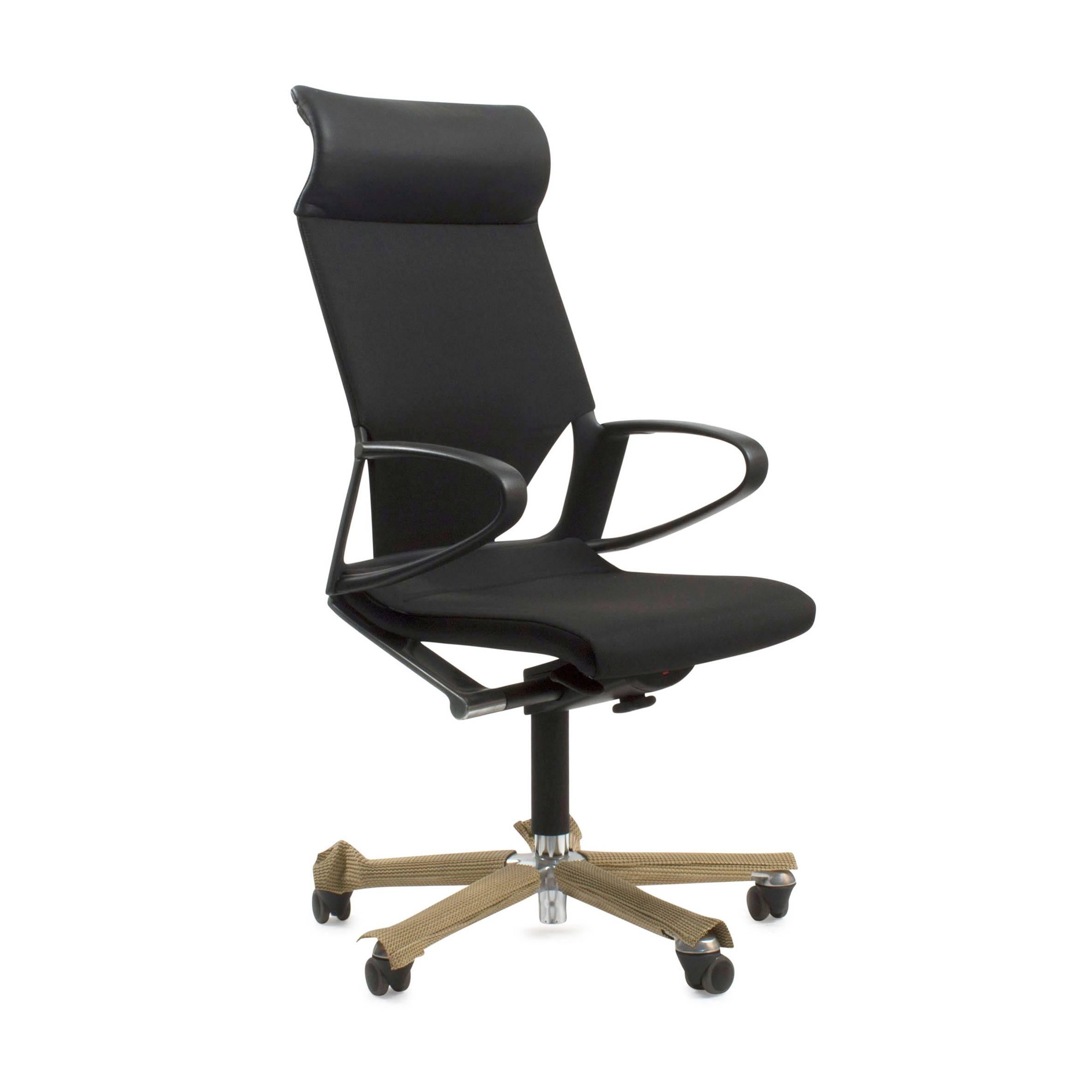 In positions of responsibility, office and conference chairs are the last things you cut back on. Which is why the Modus Executive range is all about quality not quantity. It combines the exceptional comfort and stylish appearance of Modus with