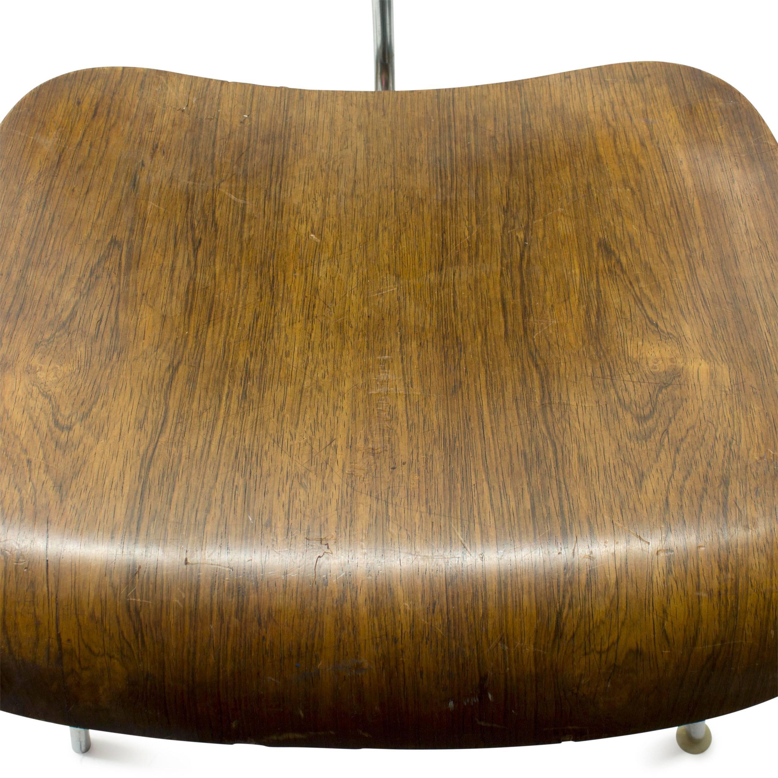 Mid-20th Century Authentic Vintage Rosewood Herman Miller DCW Chair by Charles & Ray Eames For Sale