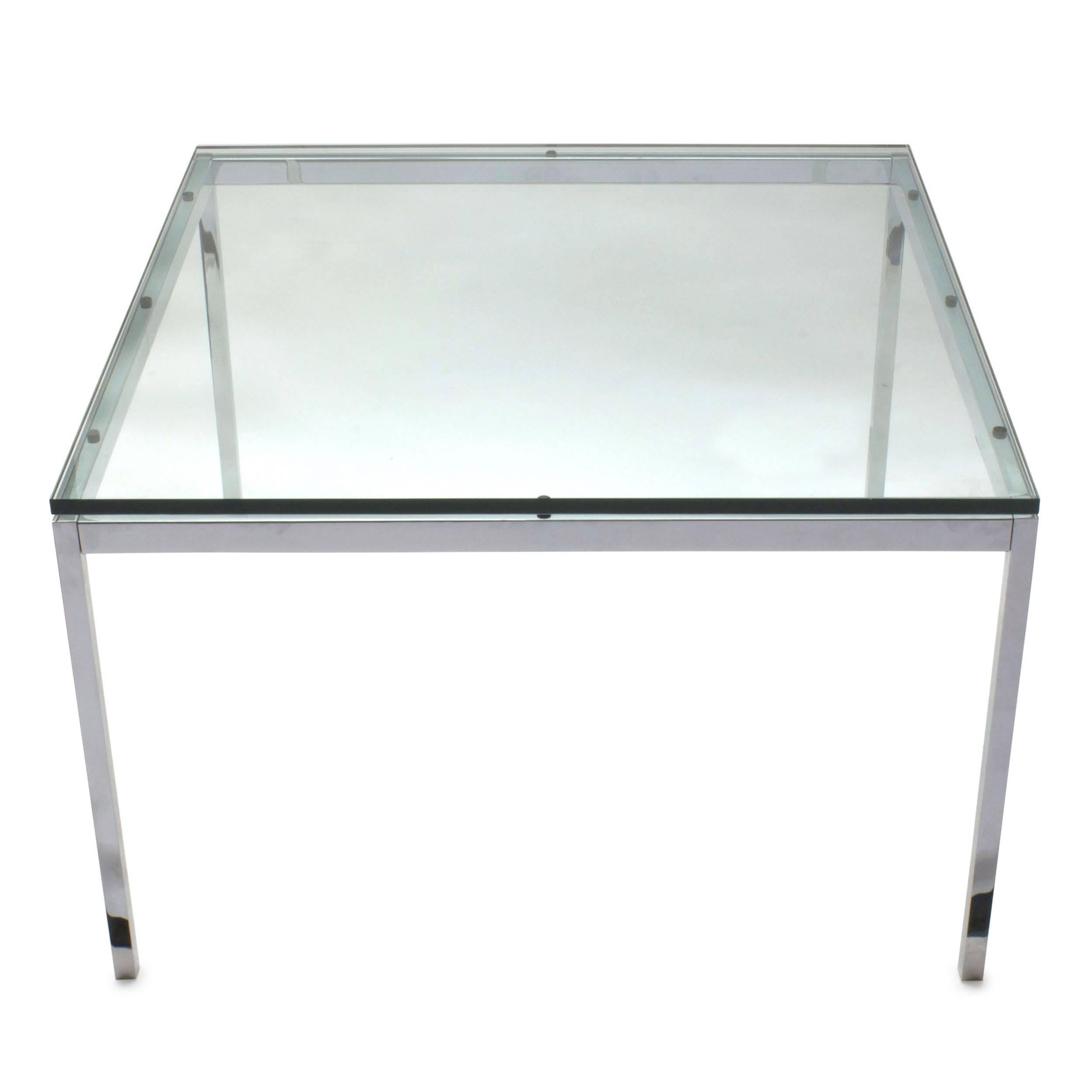 Florence Knoll Glass Top Square Side Table In Good Condition For Sale In Brooklyn, NY