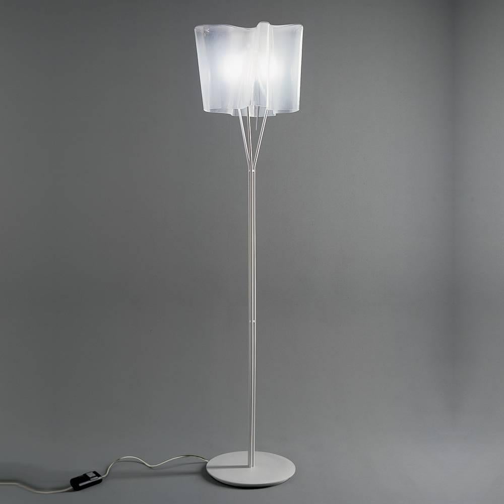 Modern Logico Floor Lamp by Michele de Lucchi for Artemide, Italy In Fair Condition For Sale In Brooklyn, NY