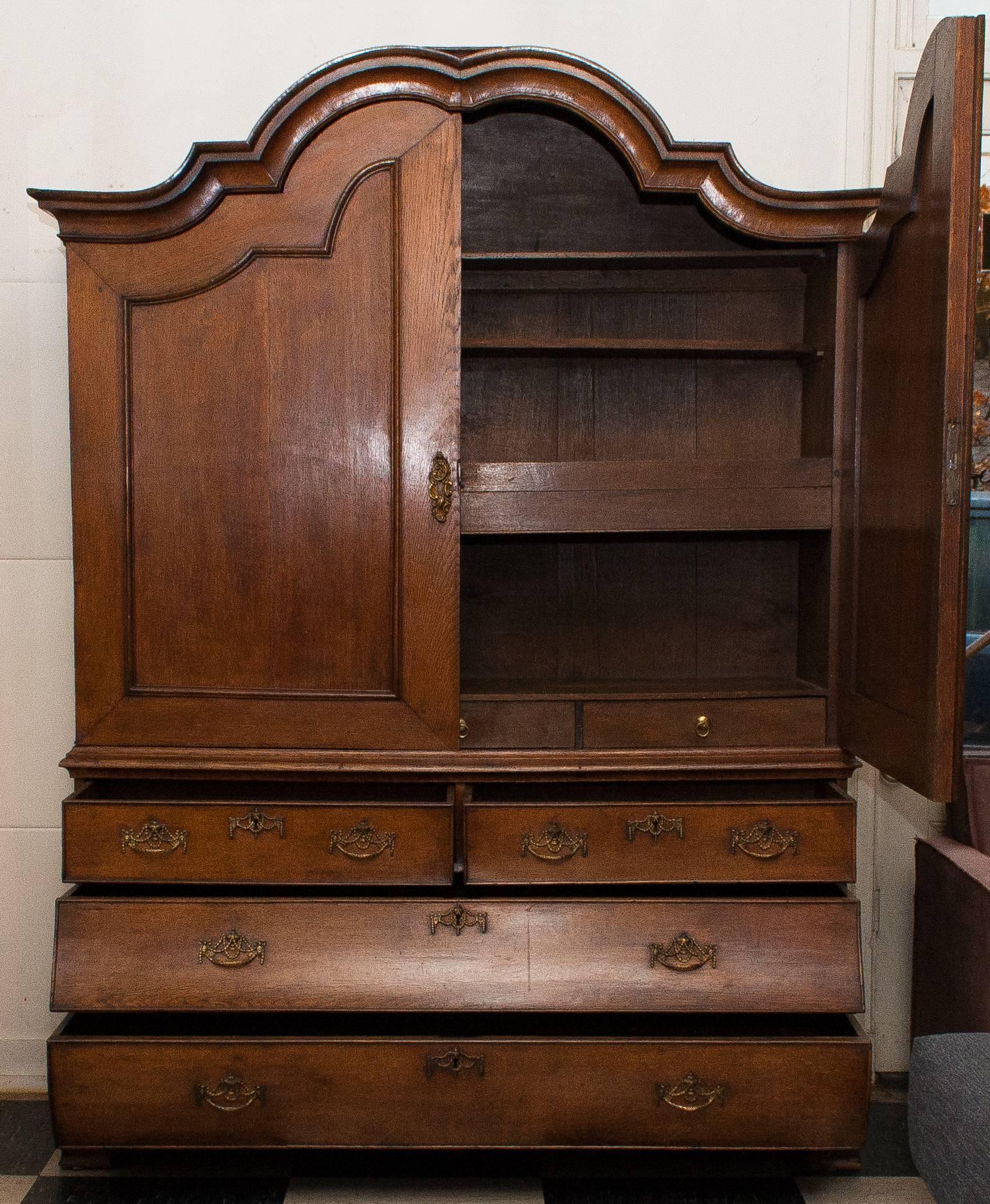 Dutch 1820s, Antique Oak Cabinet