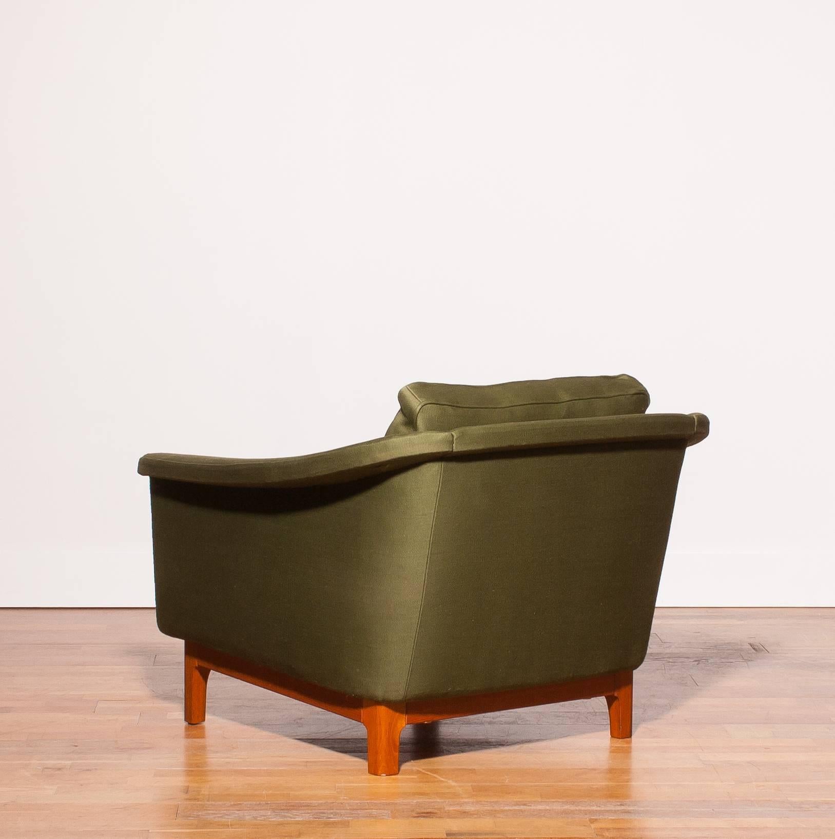 1960s, Green Lounge Chair by Folke Ohlsson for DUX. In Excellent Condition In Silvolde, Gelderland