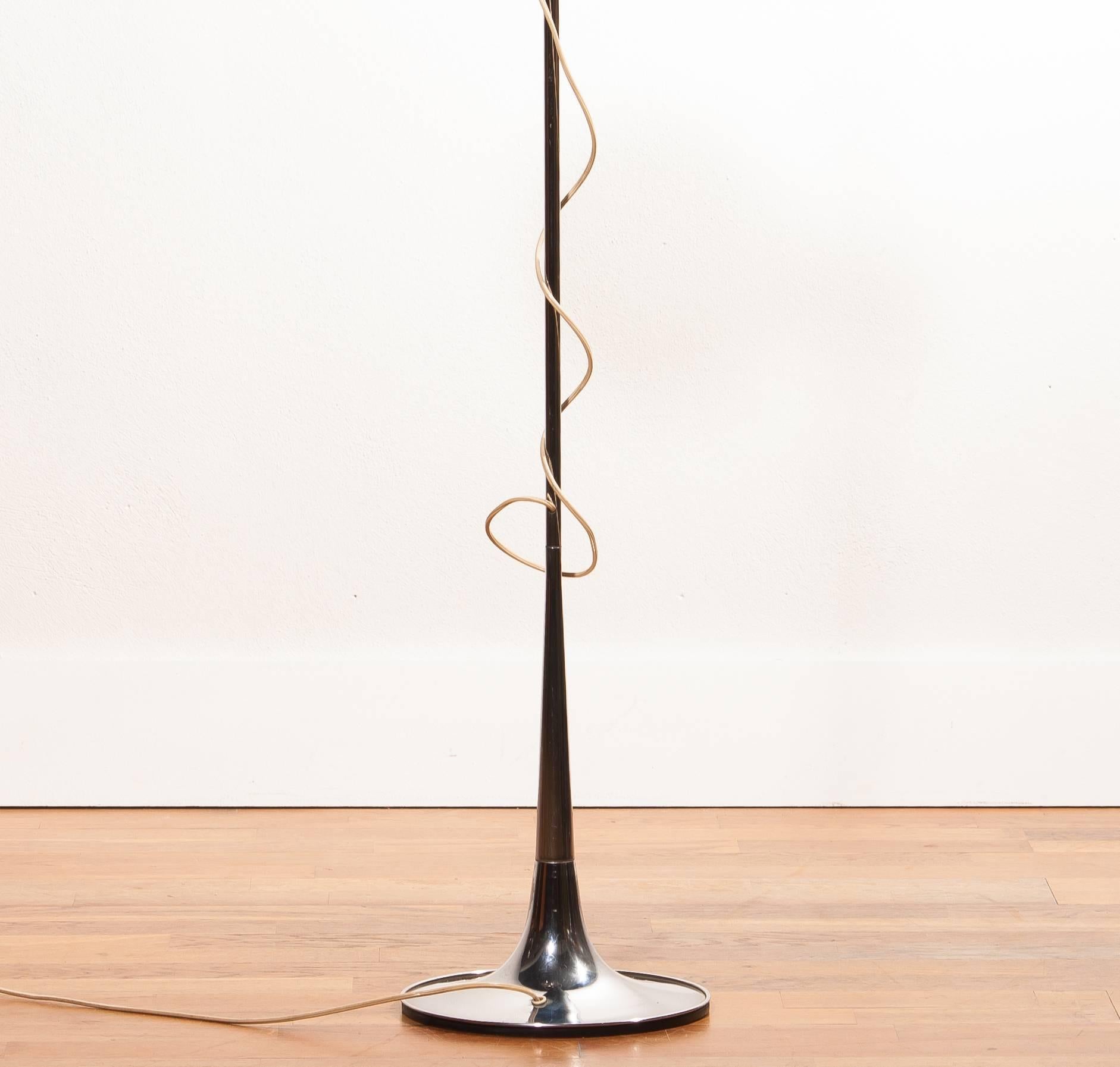 1960s, Chrome Floor Lamp by Reggiani Lampadari, Italy In Good Condition In Silvolde, Gelderland