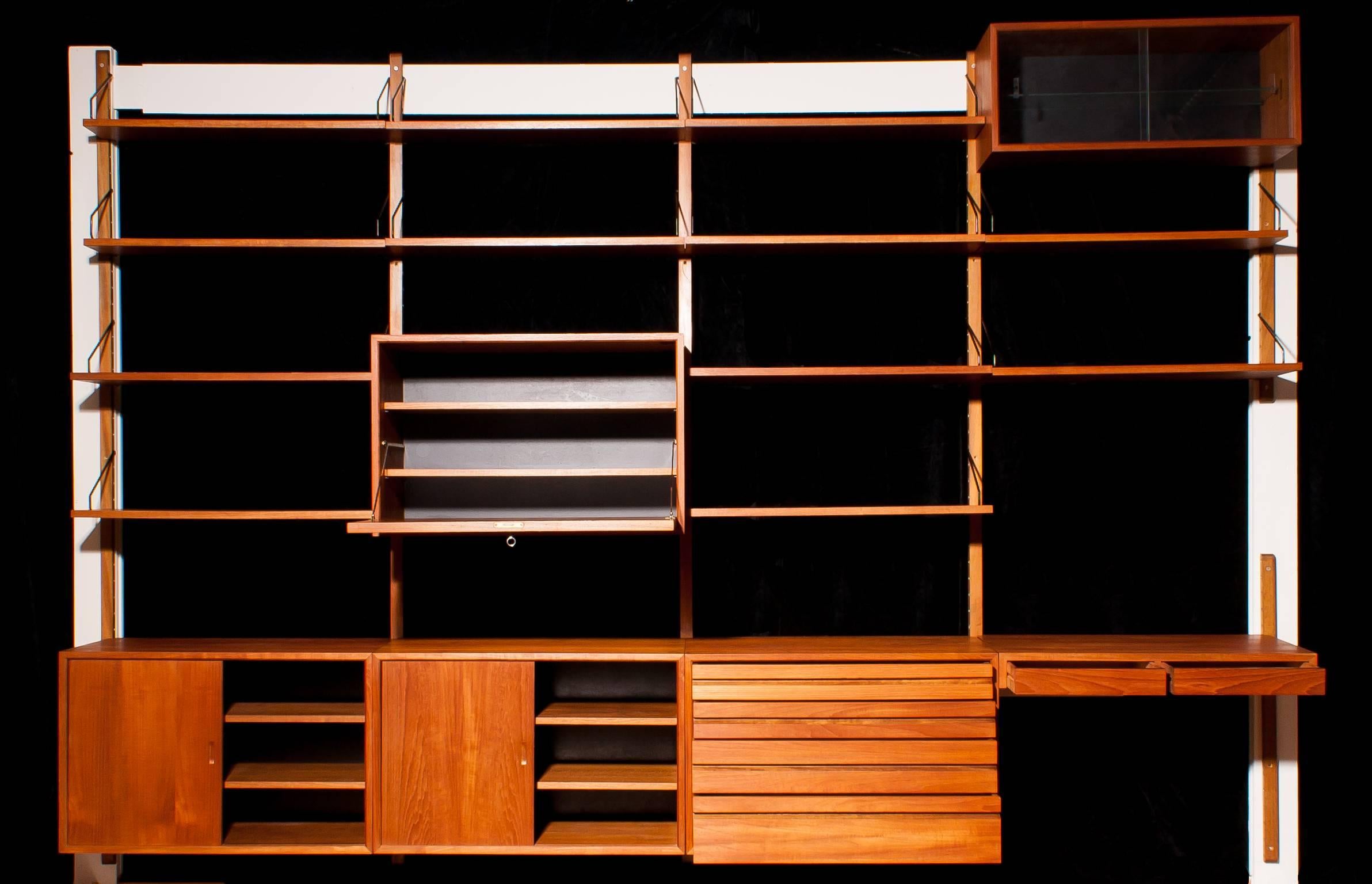 Mid-20th Century Modulair Teak Wood Wall System by Paul Cadovius for Royal Systems, Denmark, 1960
