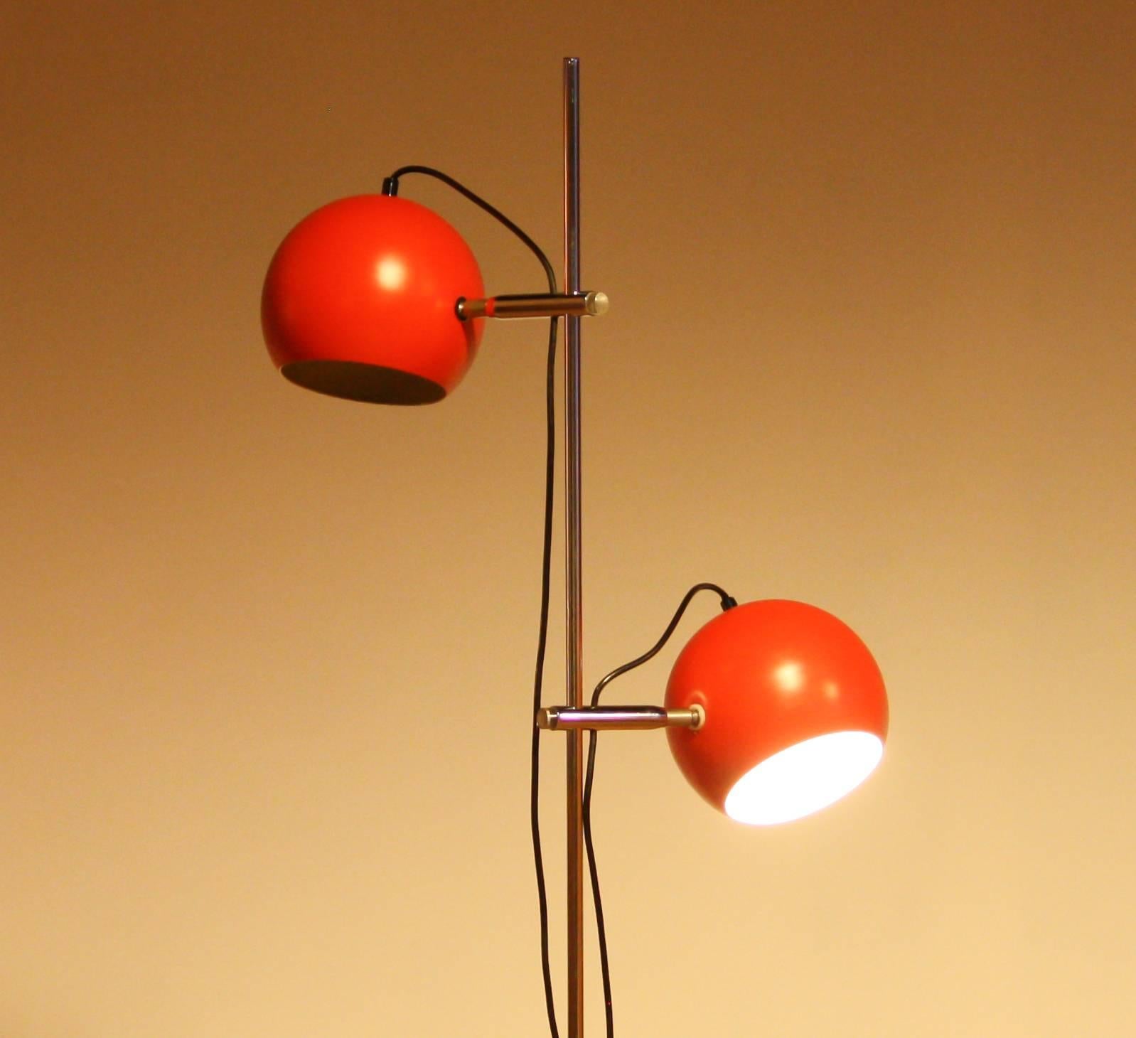 1970s, Two-Light Red Eye-Ball Floor Lamp In Good Condition In Silvolde, Gelderland
