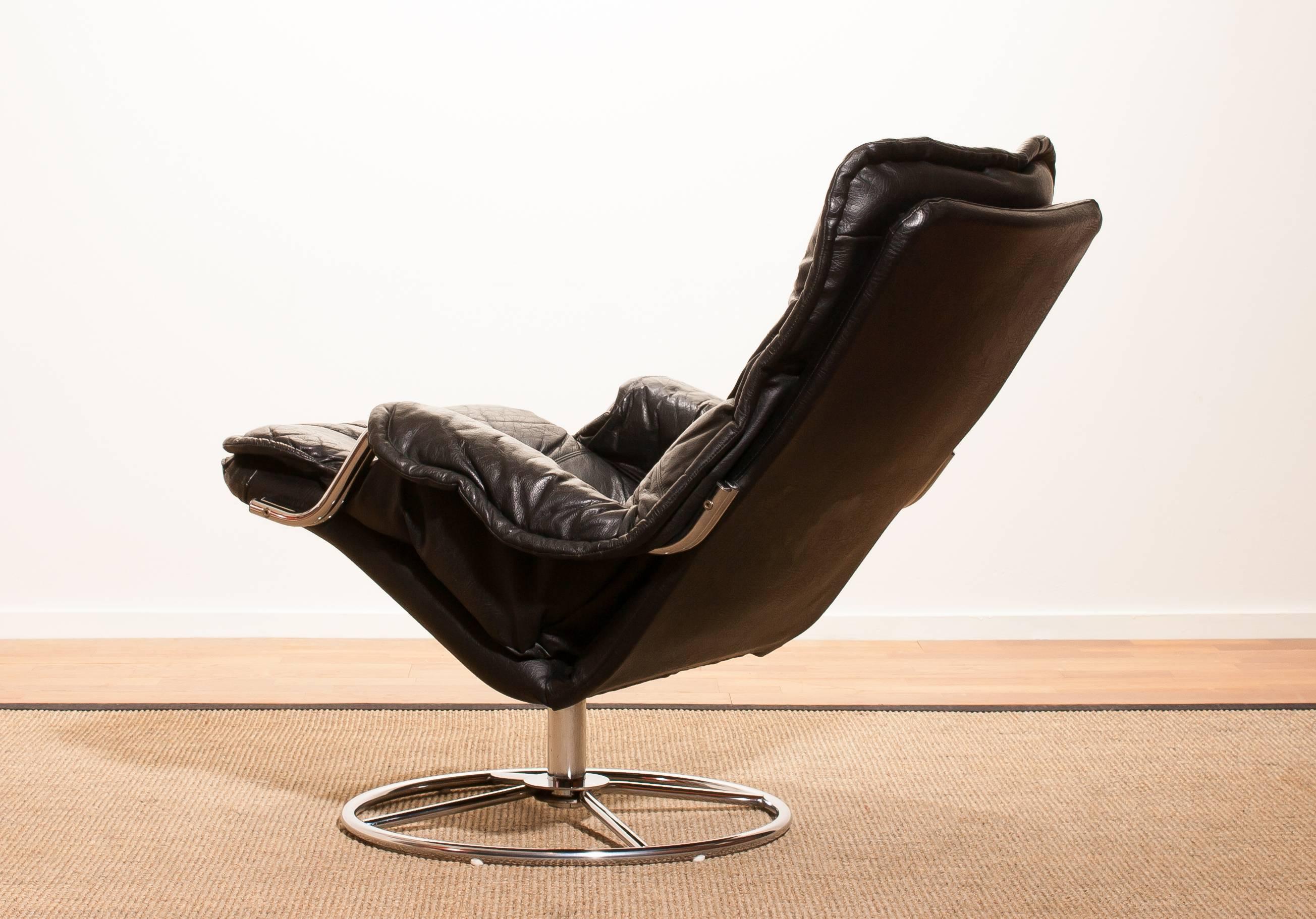 Late 20th Century 1970s, Black Leather Swivel Chrome Steel Lounge Chair, Sweden