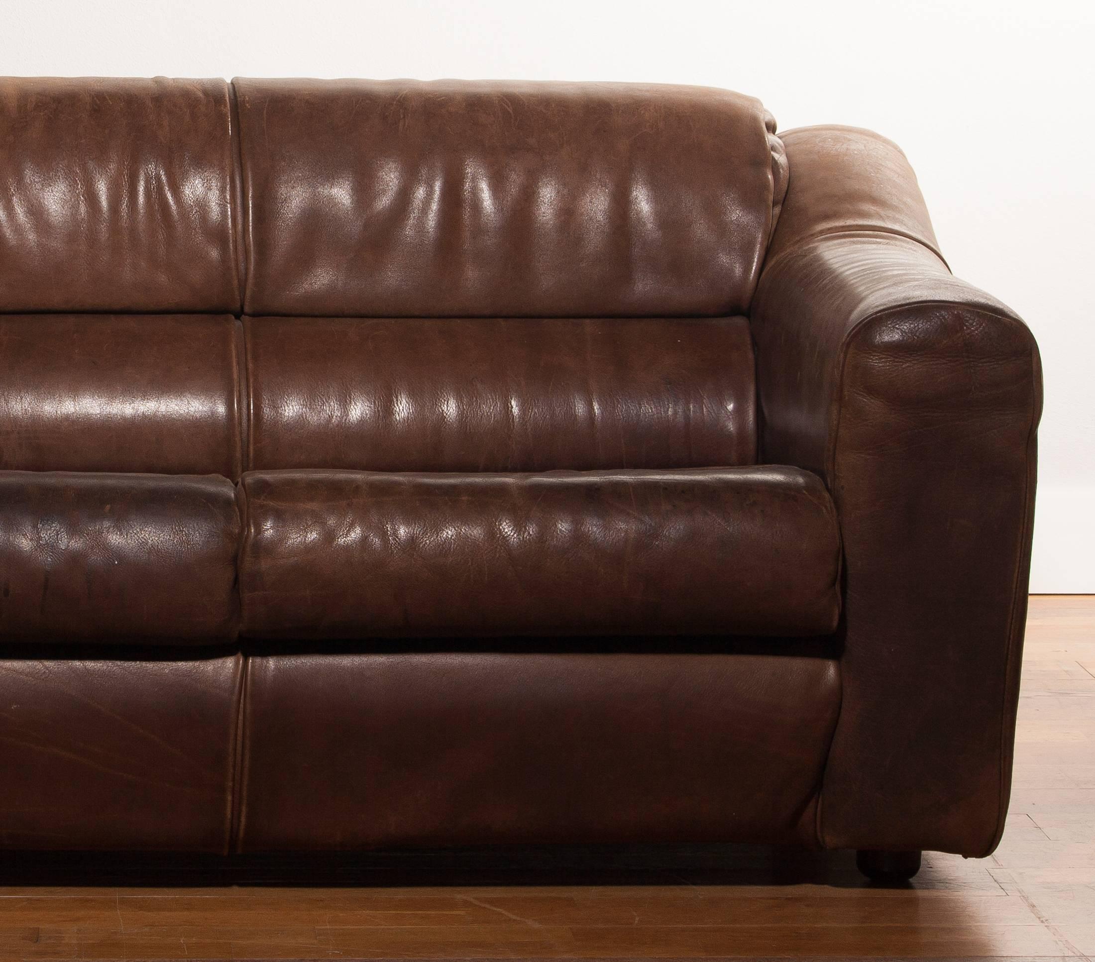 1970s Buffalo Leather Two-Seat Sofa 5