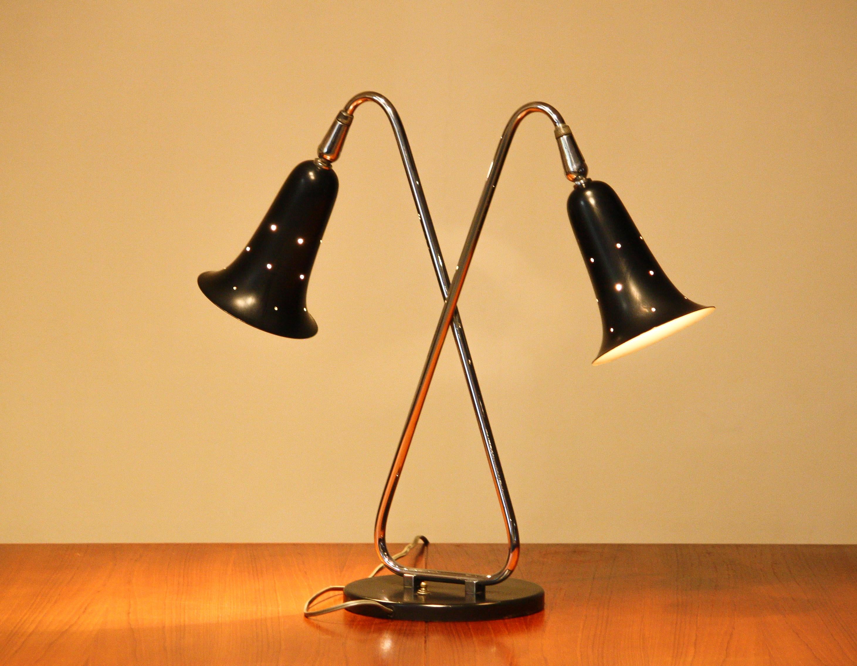 1950s Metal Black Lacquered and Chromed Desk / Table Lamp Made in the USA 3