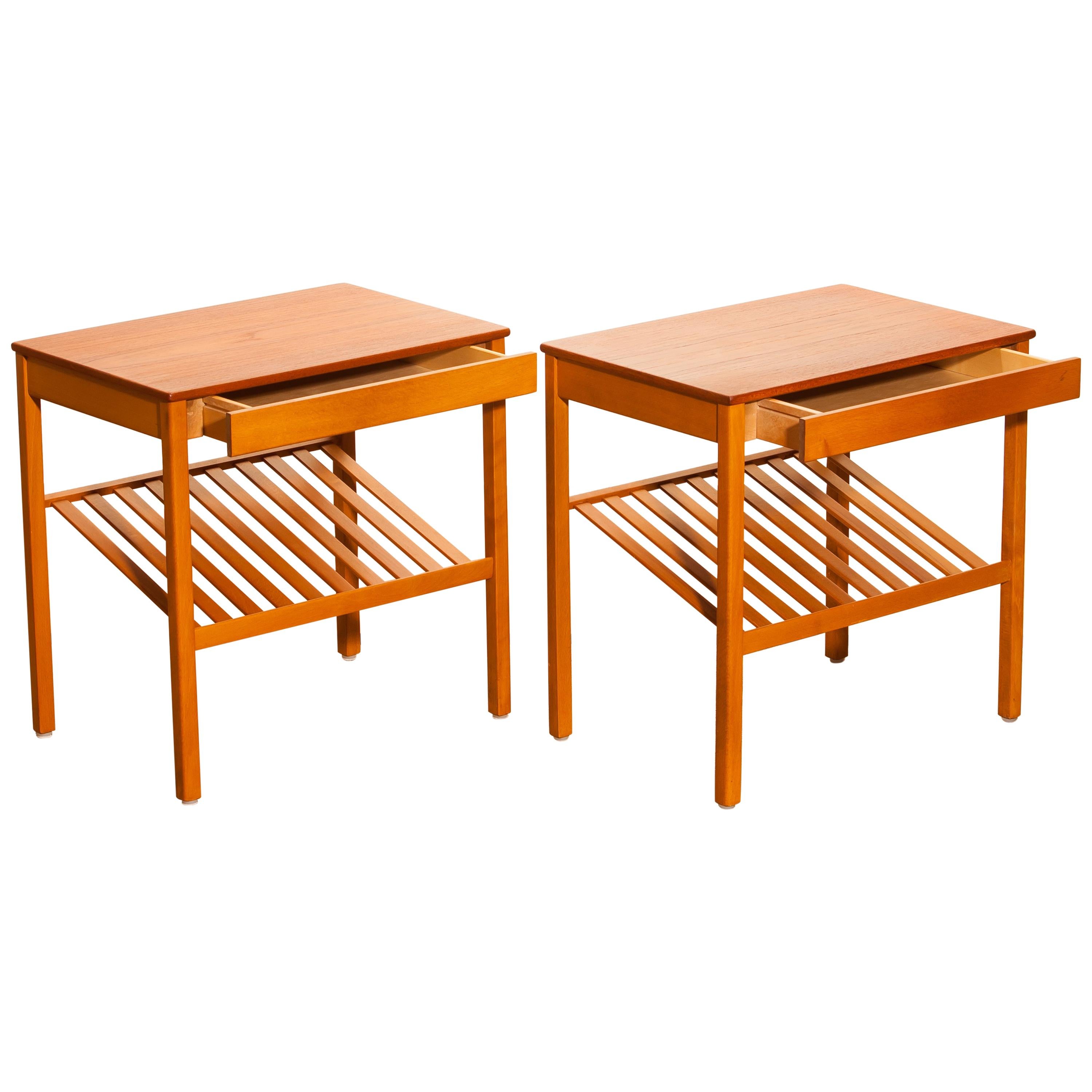 Beautiful pair of large nightstands, side tables designed by Jean Huber for Tingstroms - Bra Bohag, Sweden.
These bedside tables are made of teak and have a drawer and a magazine rack.
They are in wonderful condition.
Period 1950s
Dimensions: H
