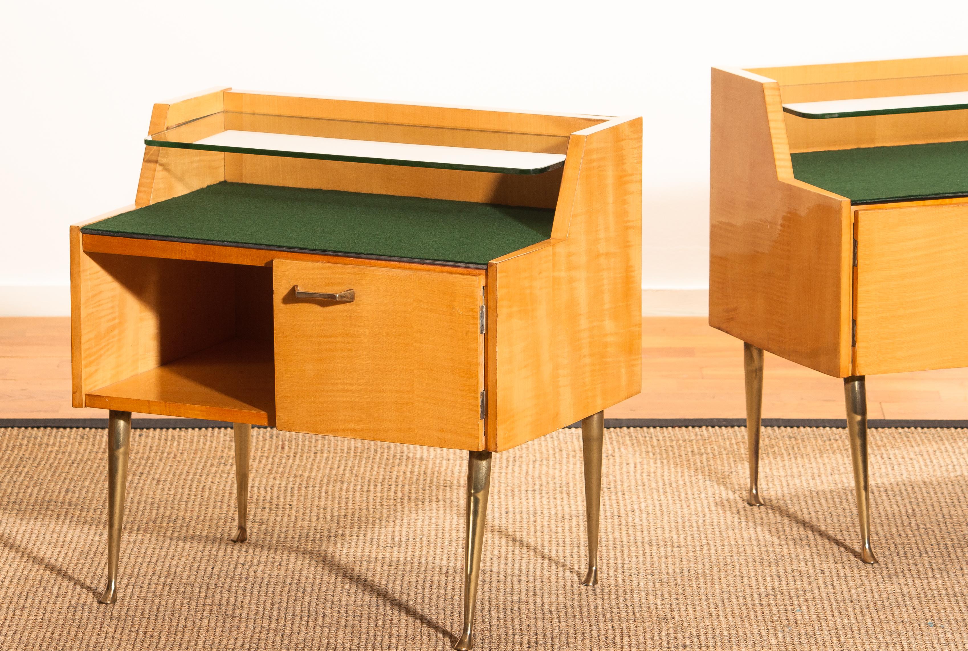 Mid-Century Modern 1950s, Italian Set of Two Nightstands in Maple with Brass Legs by Paolo Buffa