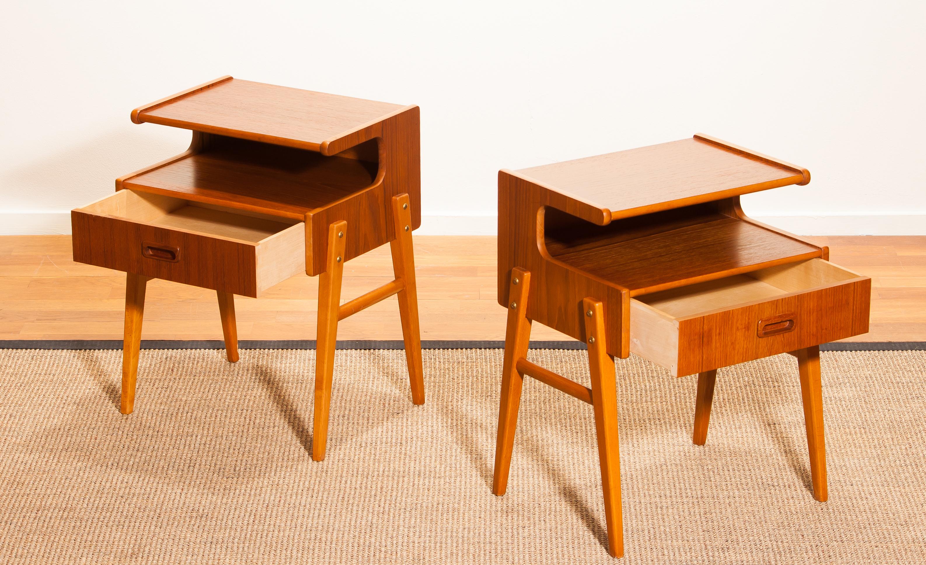 1960s Pair of Teak 'Model C' Bedside Tables In Good Condition In Silvolde, Gelderland