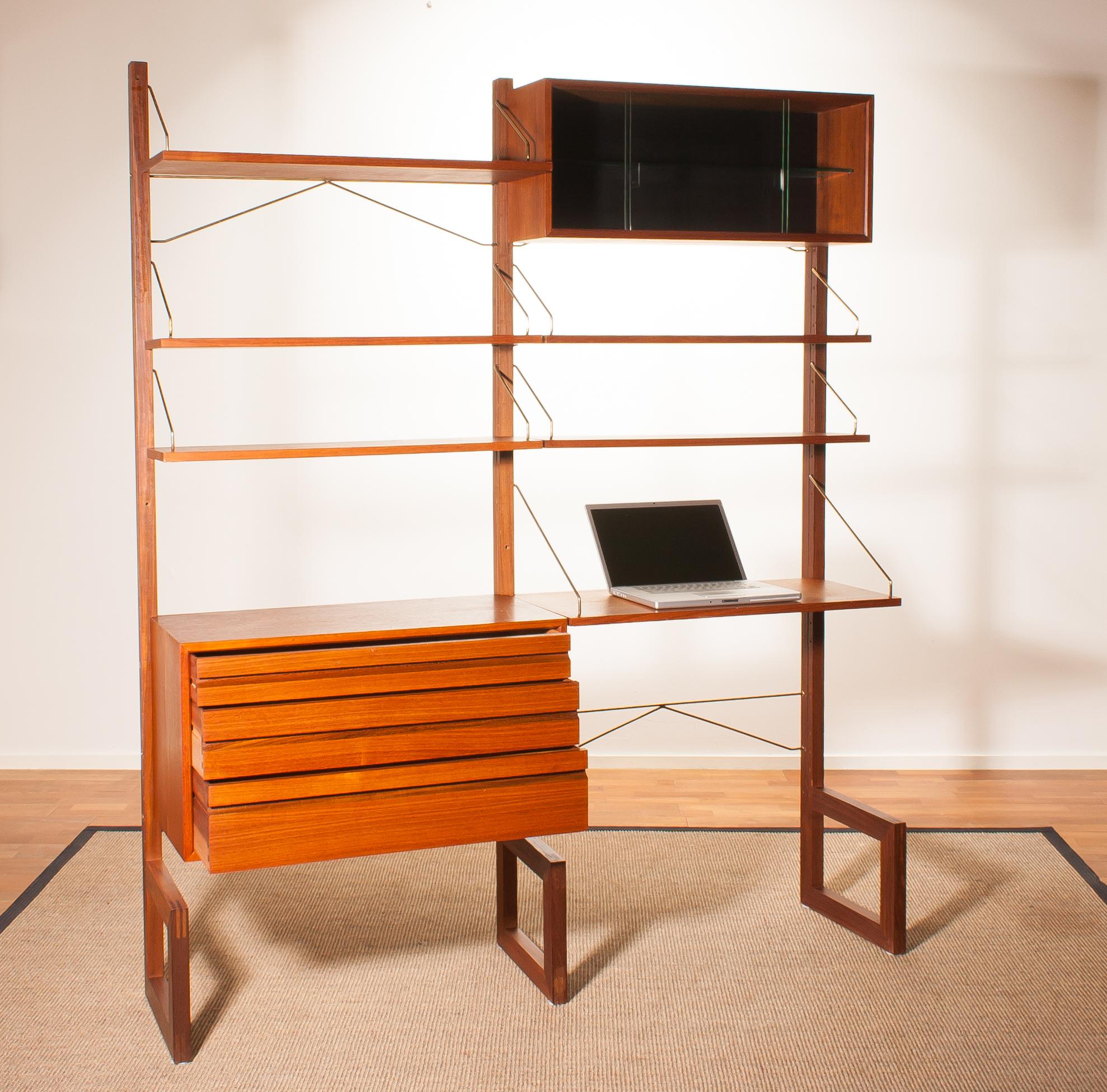 Mid-20th Century 1960s, Poul Cadovius For Cado Teak With Golden Supports Bookcase / Desk