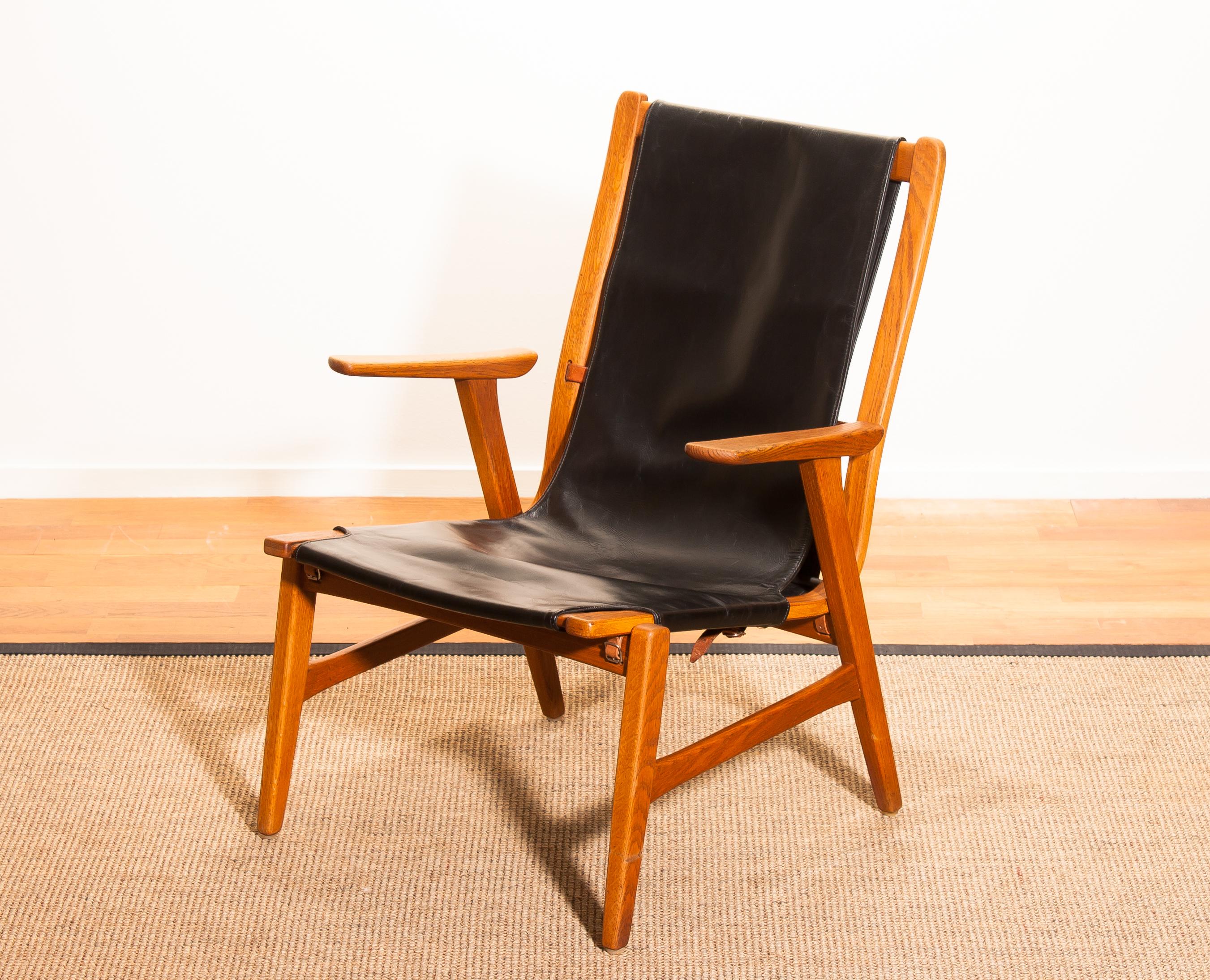 Swedish 1950s, Oak and Leatherette Hunting Chair 'Ulrika' by Östen Kristiansson