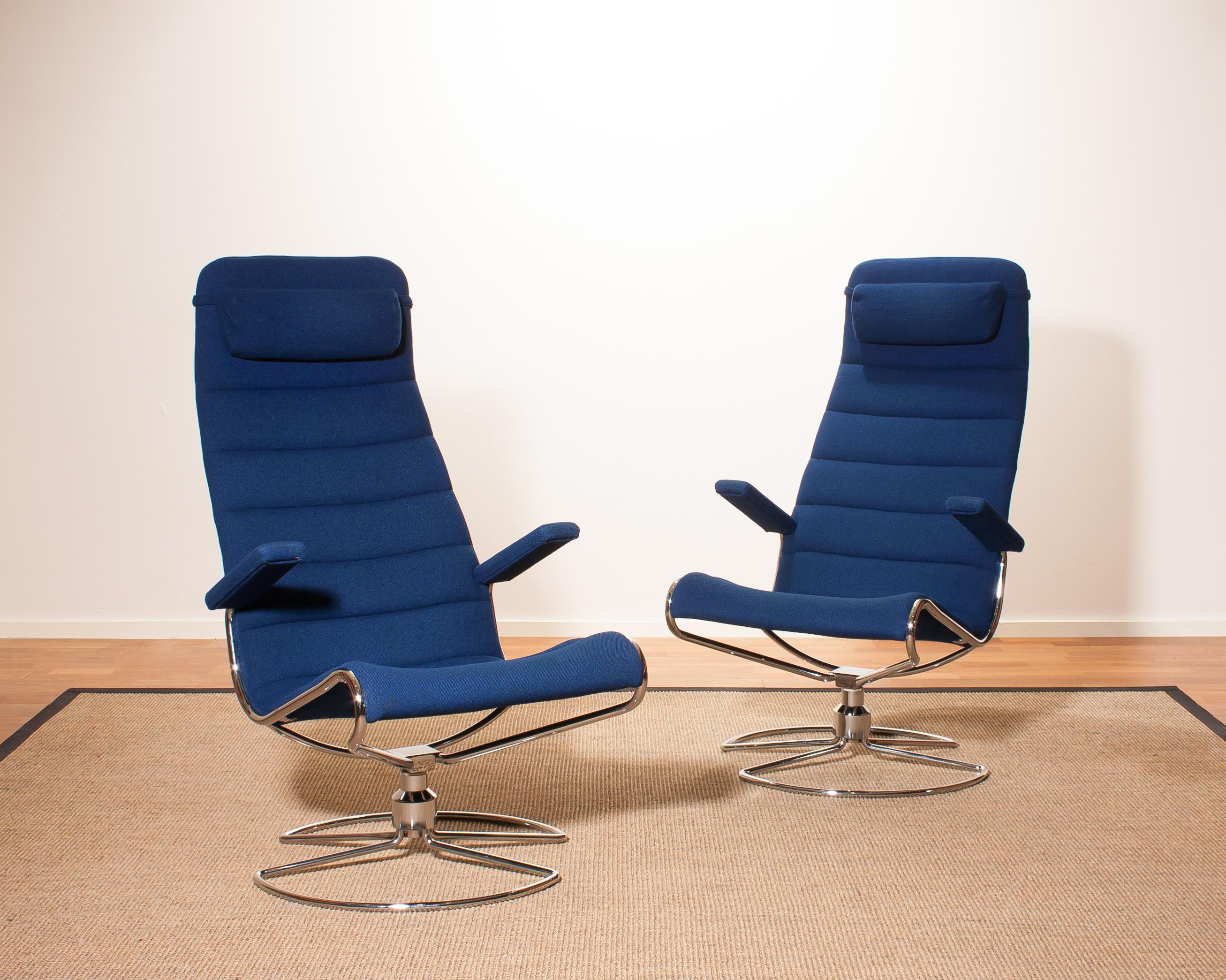 1980s, Chrome with Royal Blue Fabric 'Minister' Swivel Chair by Bruno Mathsson 3