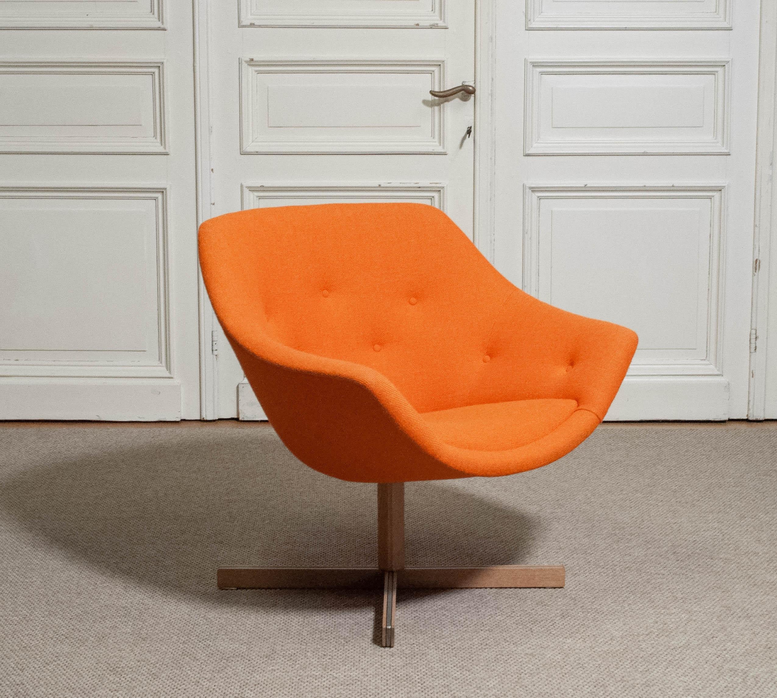 Milieu du XXe siècle Chaise pivotante des années 1960 par Carl Gustaf Hiort af AFS pour Puunveisto OY en vente