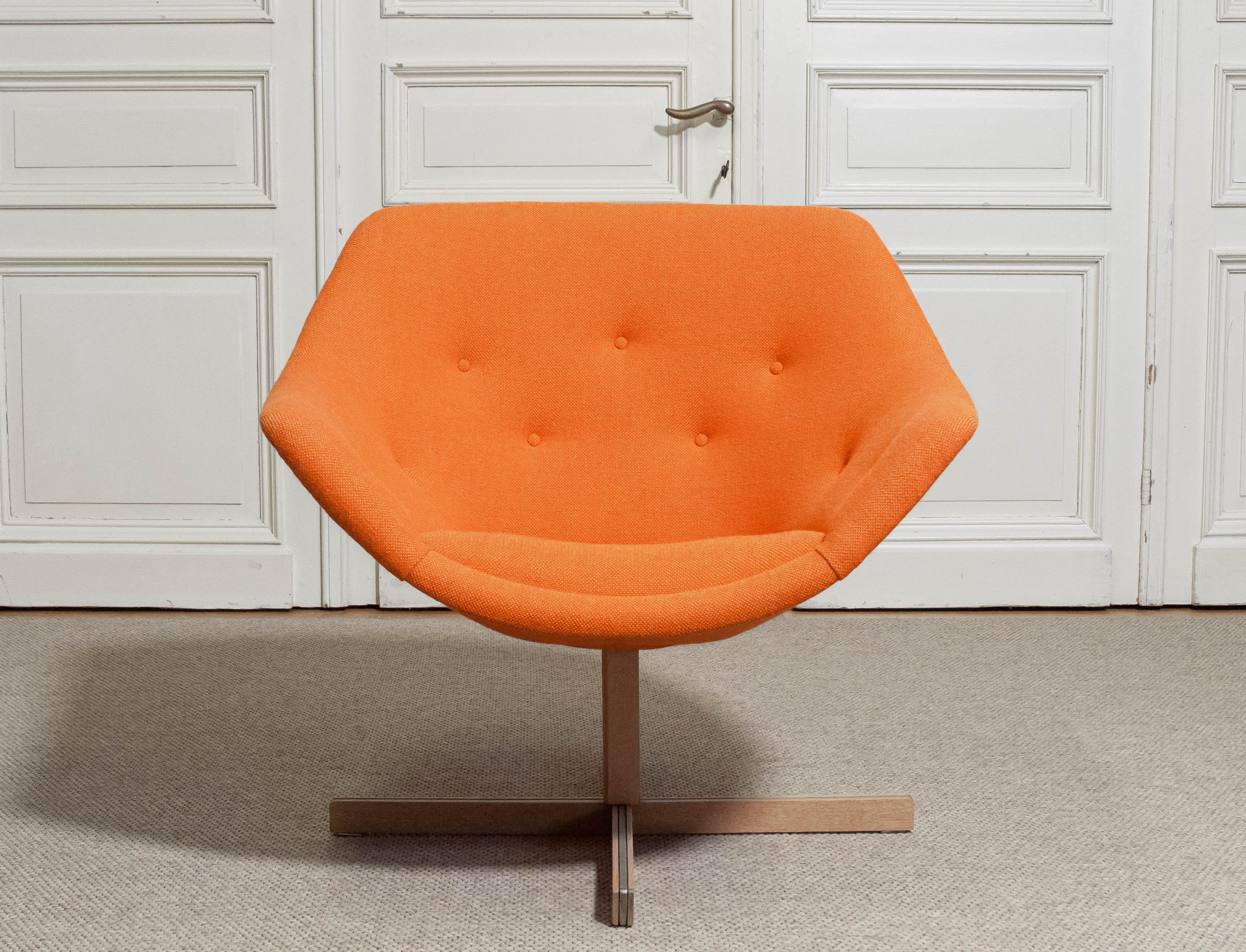 Chaise pivotante des années 1960 par Carl Gustaf Hiort af AFS pour Puunveisto OY Bon état - En vente à Silvolde, Gelderland