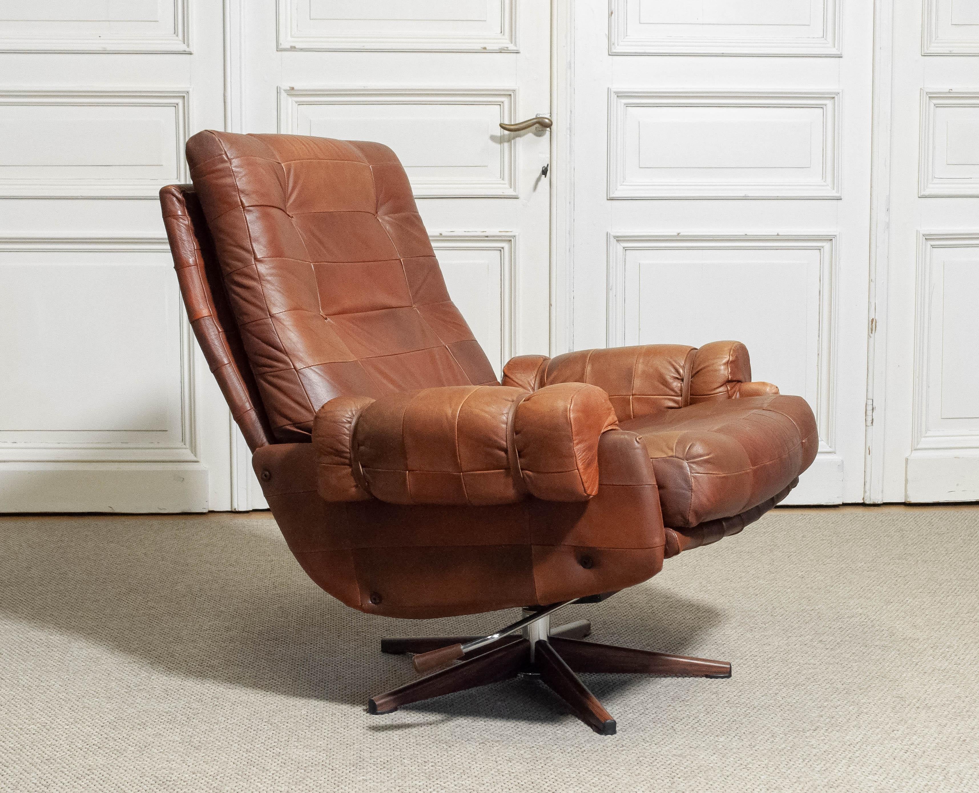 Métal Arne Norells, chaise longue à bascule et pivotante, années 1960 en vente