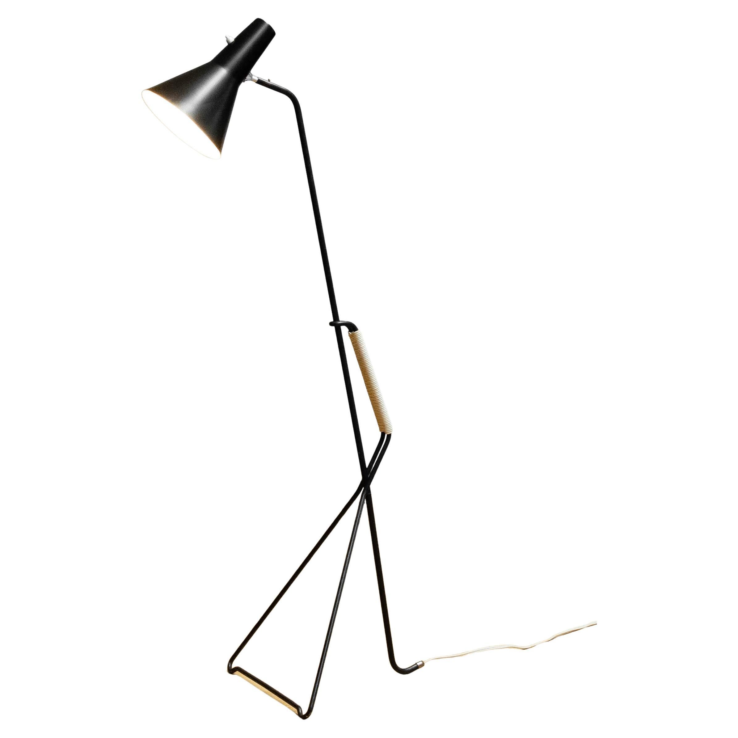 Lampada da terra anni '50 Svend Aage Holm Sørensen per ASEA Svezia Modello E1770 in vendita