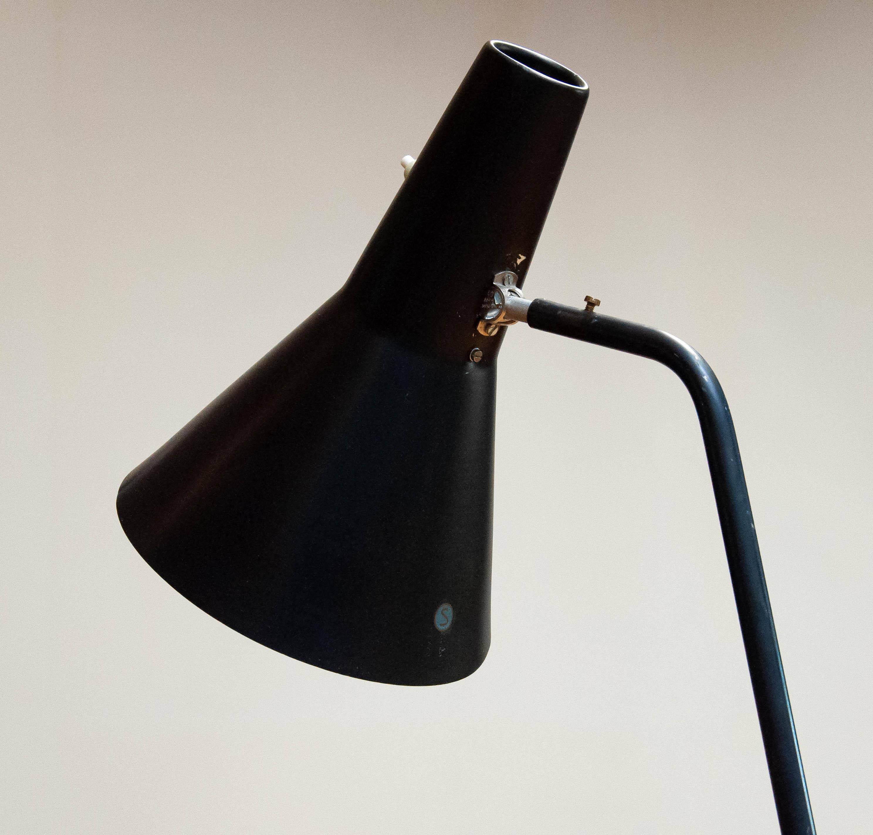 Metallo Lampada da terra anni '50 Svend Aage Holm Sørensen per ASEA Svezia Modello E1770 in vendita