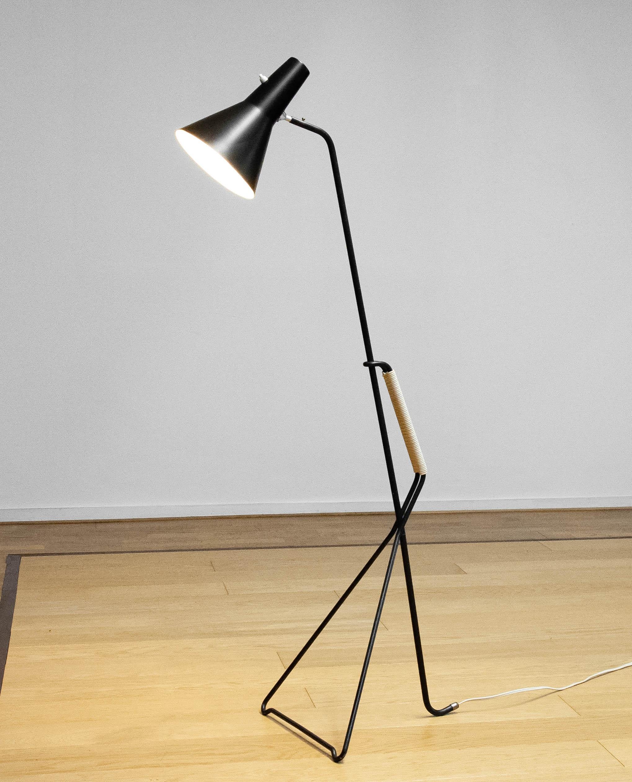 Lampada da terra anni '50 Svend Aage Holm Sørensen per ASEA Svezia Modello E1770 in vendita 3