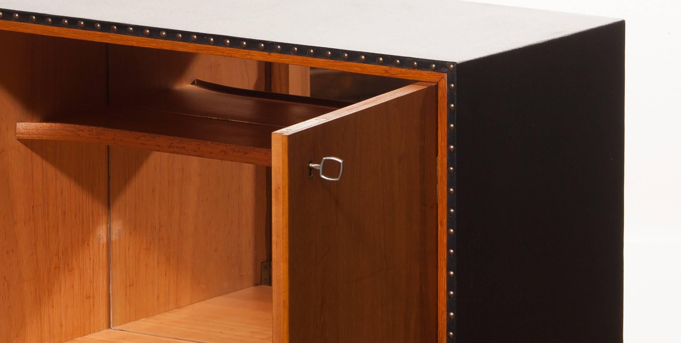 Small Cabinet / Mini-Bar by Bertil Fridhagen for Bodafors in Teak 2