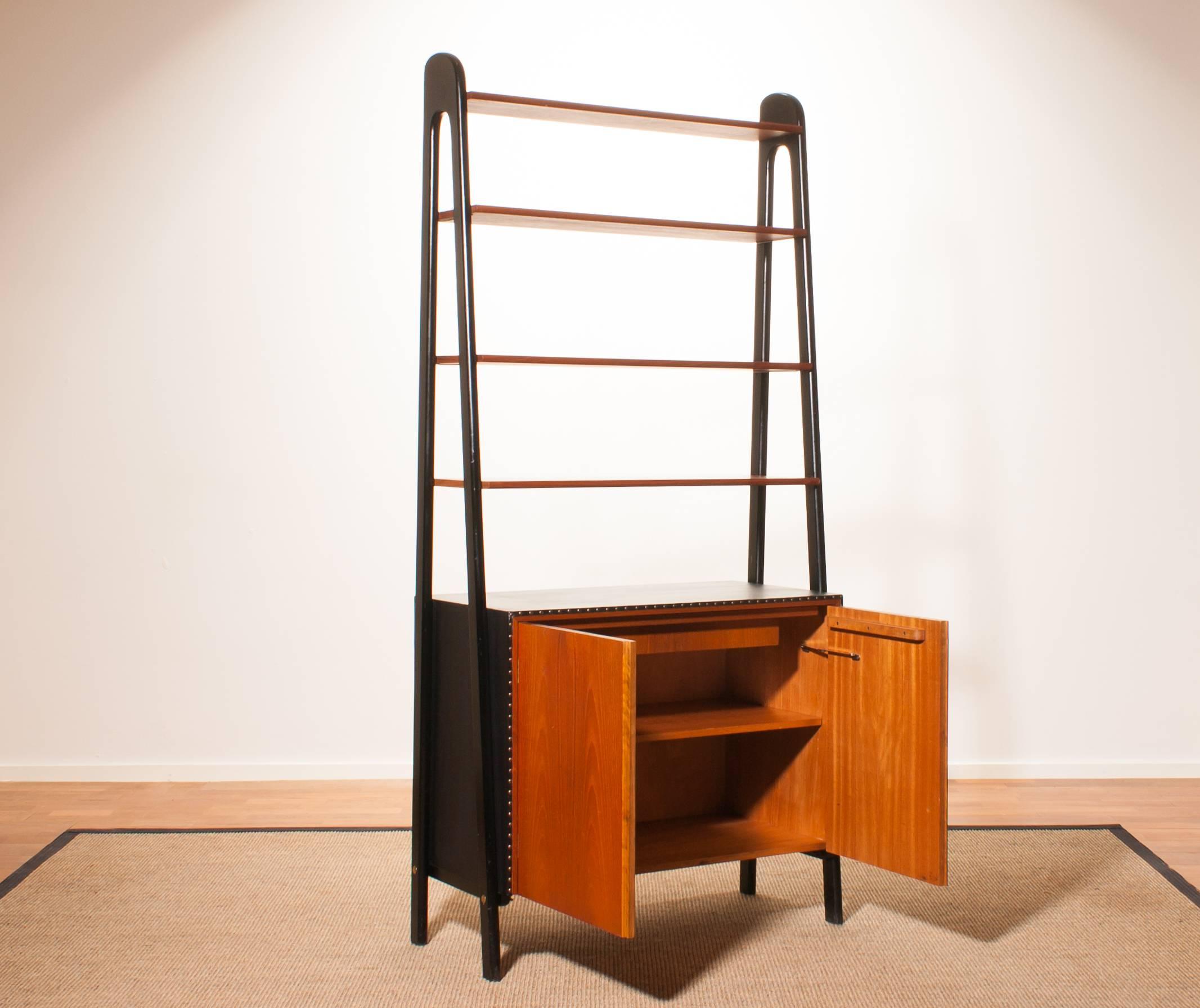 1950s, Teak and Skai Bookcase Secretaire by Bertil Fridhagen for Bodafors In Excellent Condition In Silvolde, Gelderland