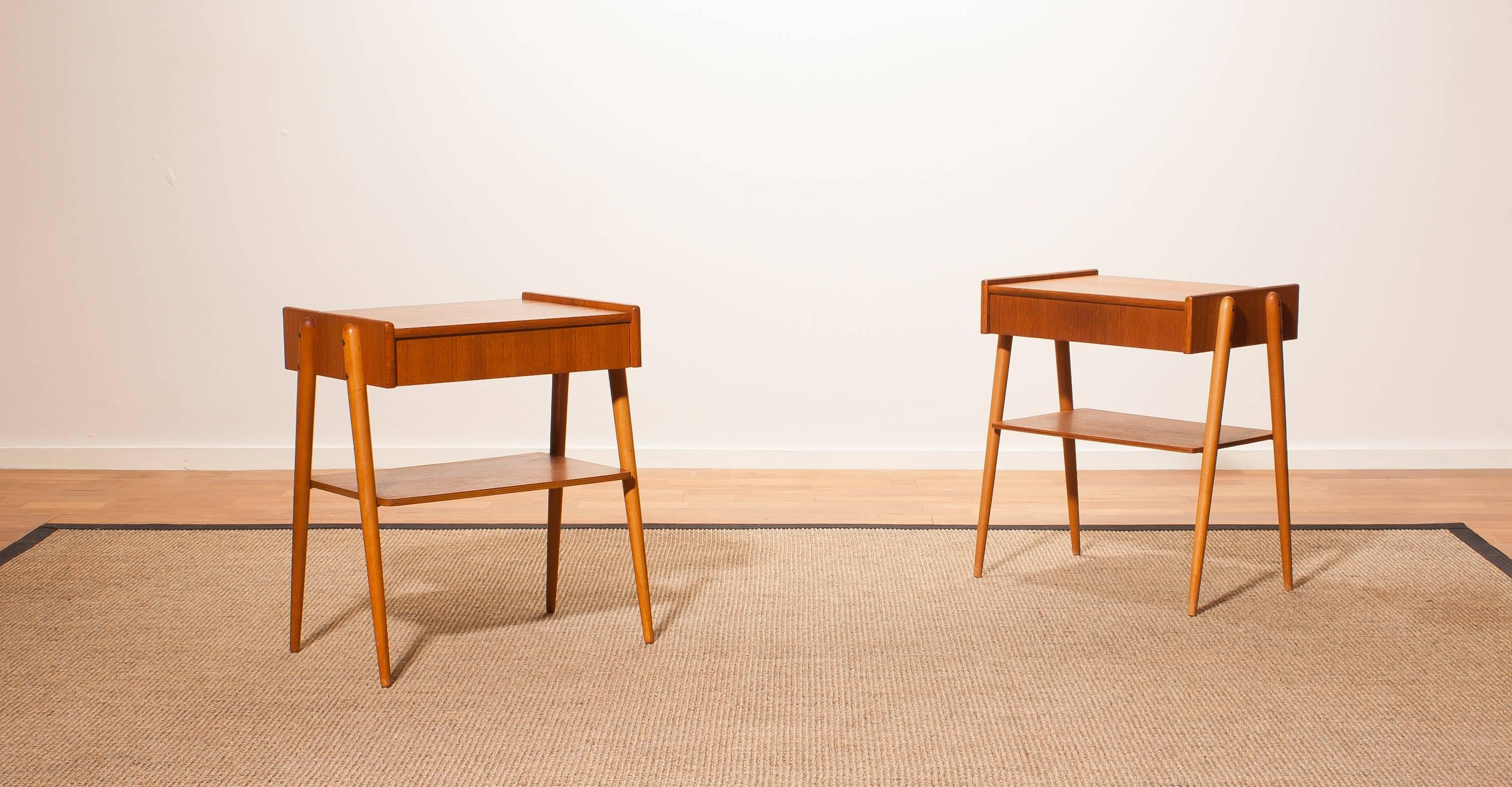 A pair of two lovely bedside tables.
These tables are made of teak.
Each table has a drawer.
They are in a very nice condition.
Period, 1960s
Dimensions: H. 52 cm, W. 47 cm, D. 32 cm.