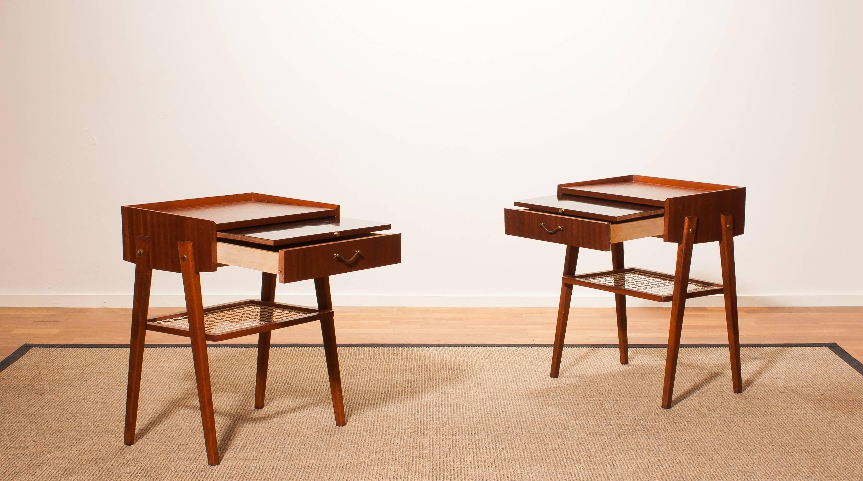 1960s Pair of Teak and Brass Bedside Tables In Excellent Condition In Silvolde, Gelderland