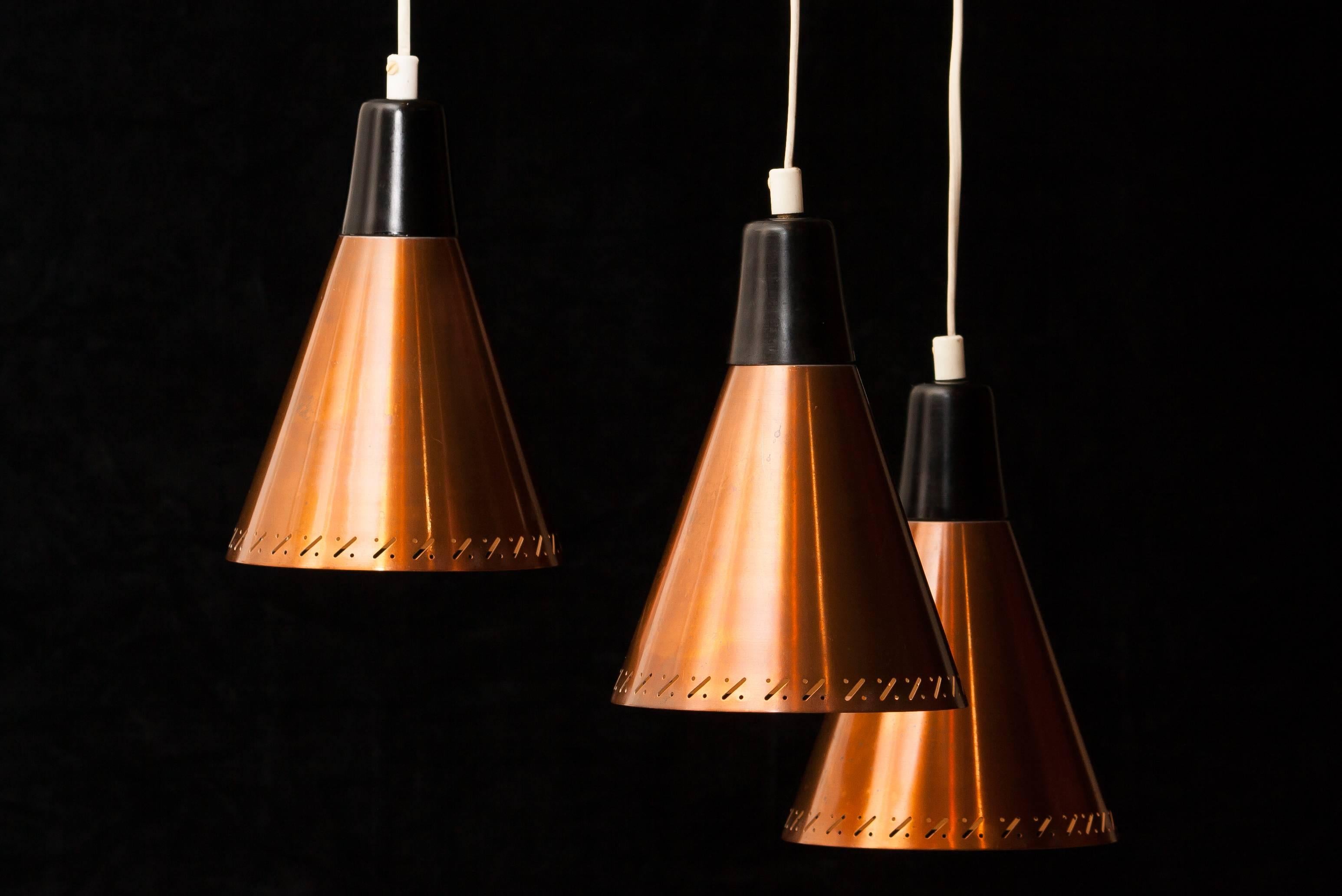 1950s, Copper and Brass Pendant Lamp by Hans-Agne Jakobsson, Sweden In Excellent Condition In Silvolde, Gelderland