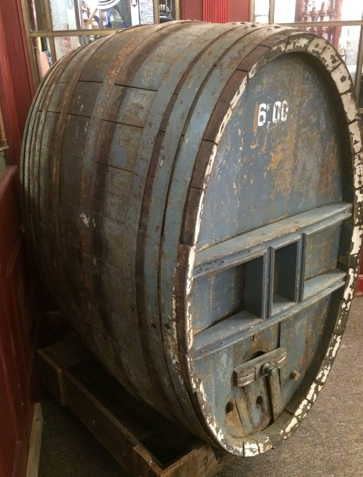 Antique Wine Barrel Keg 1