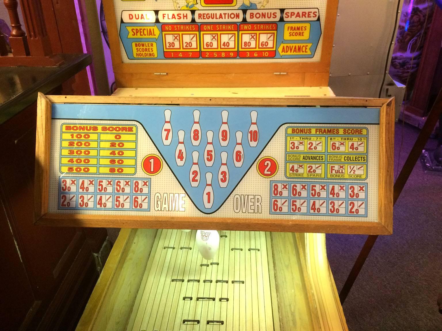 electronic bowling game