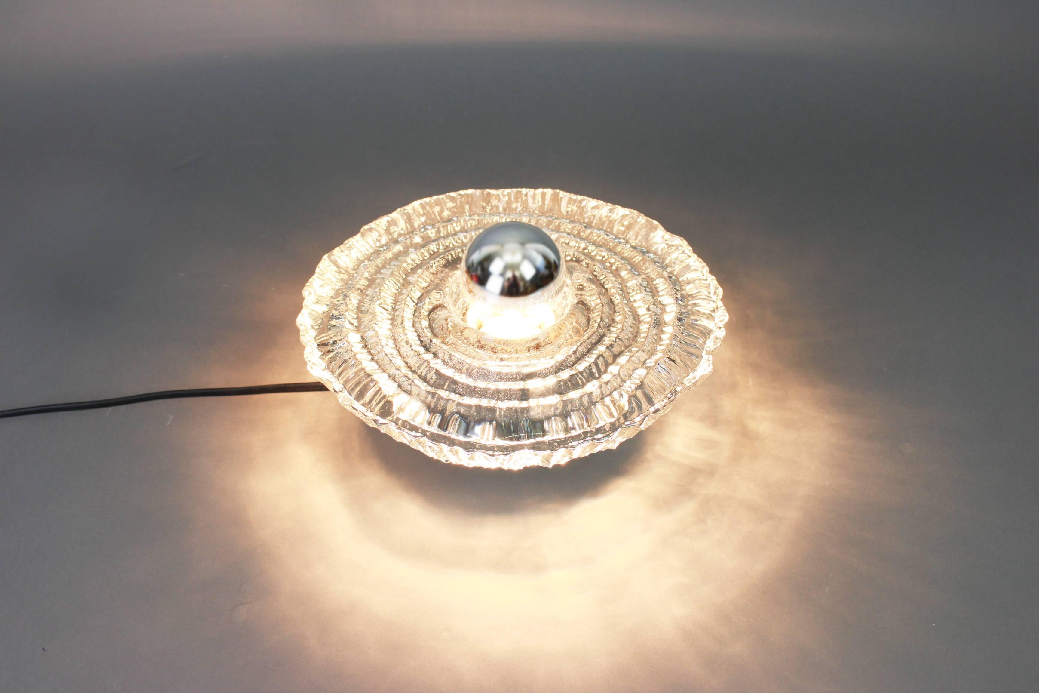1 of 3 Exclusive Sputnik Crystal Glass Wall Sconce by Peill & Putzler, Germany In Excellent Condition In Aachen, NRW