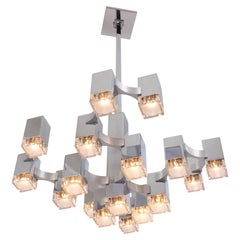 Large Gaetano Sciolari “Cubic” 17-Light Chrome and Lucite Chandelier, Italy