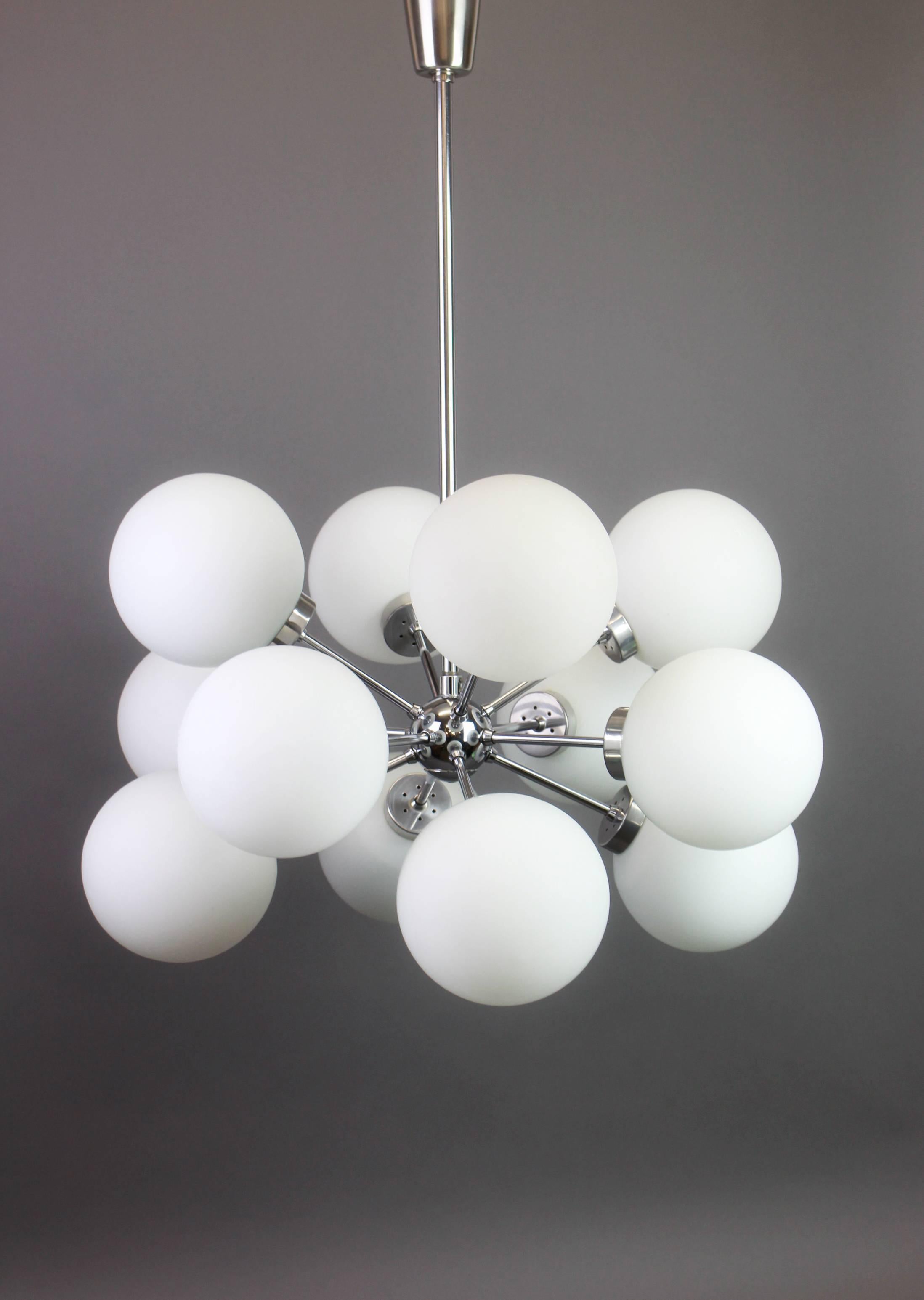 Mid-20th Century Stunning 12-Arm Sputnik Chandelier by Richard Essig, Germany, 1960s