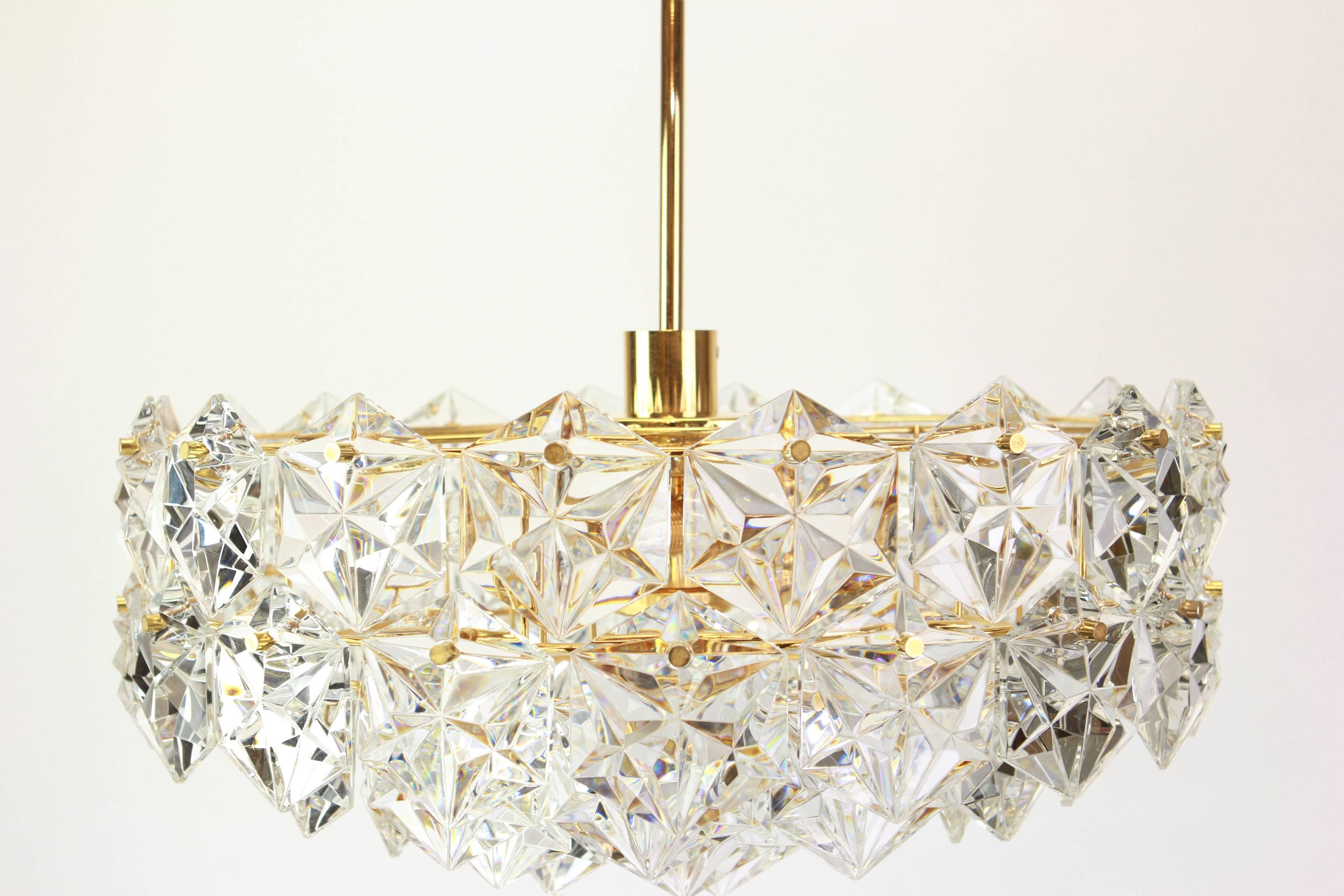 Gilt Brass and Crystal Glass Chandelier by Kinkeldey, Germany, 1970s In Excellent Condition In Aachen, NRW