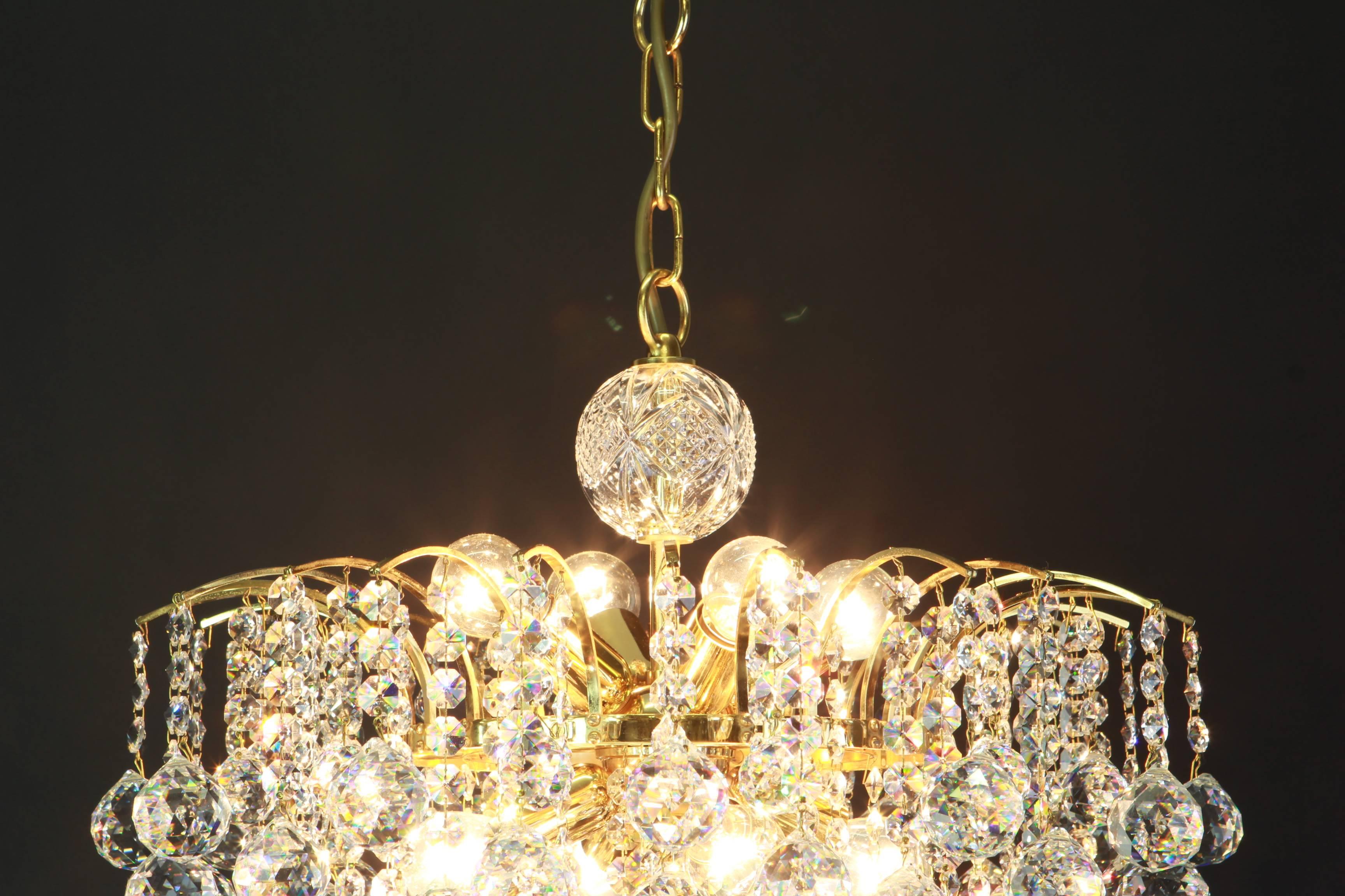 Beautiful Christoph Palme Chandelier Midcentury Crystal Balls, 1970s In Good Condition In Aachen, NRW