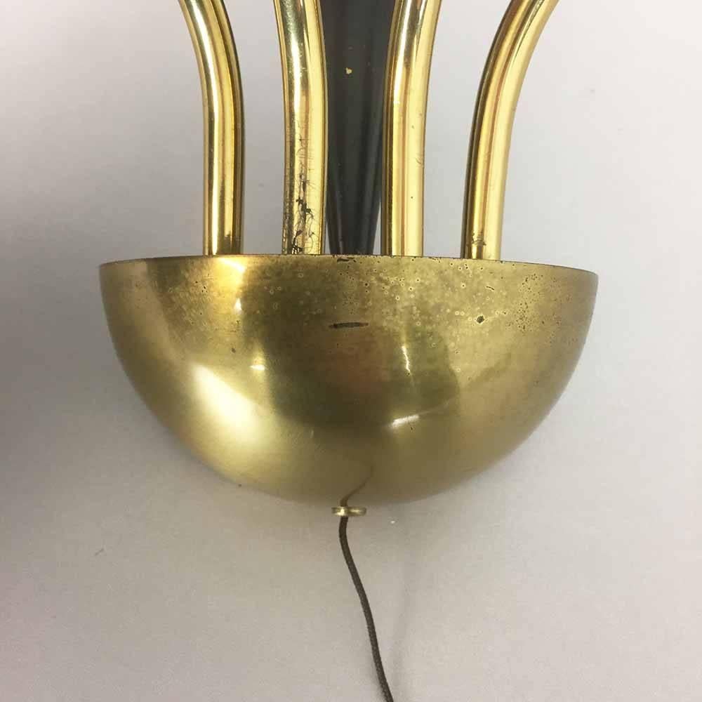 Italian Wall Light in Metal and Brass, 1960s, Made in Italy For Sale 1