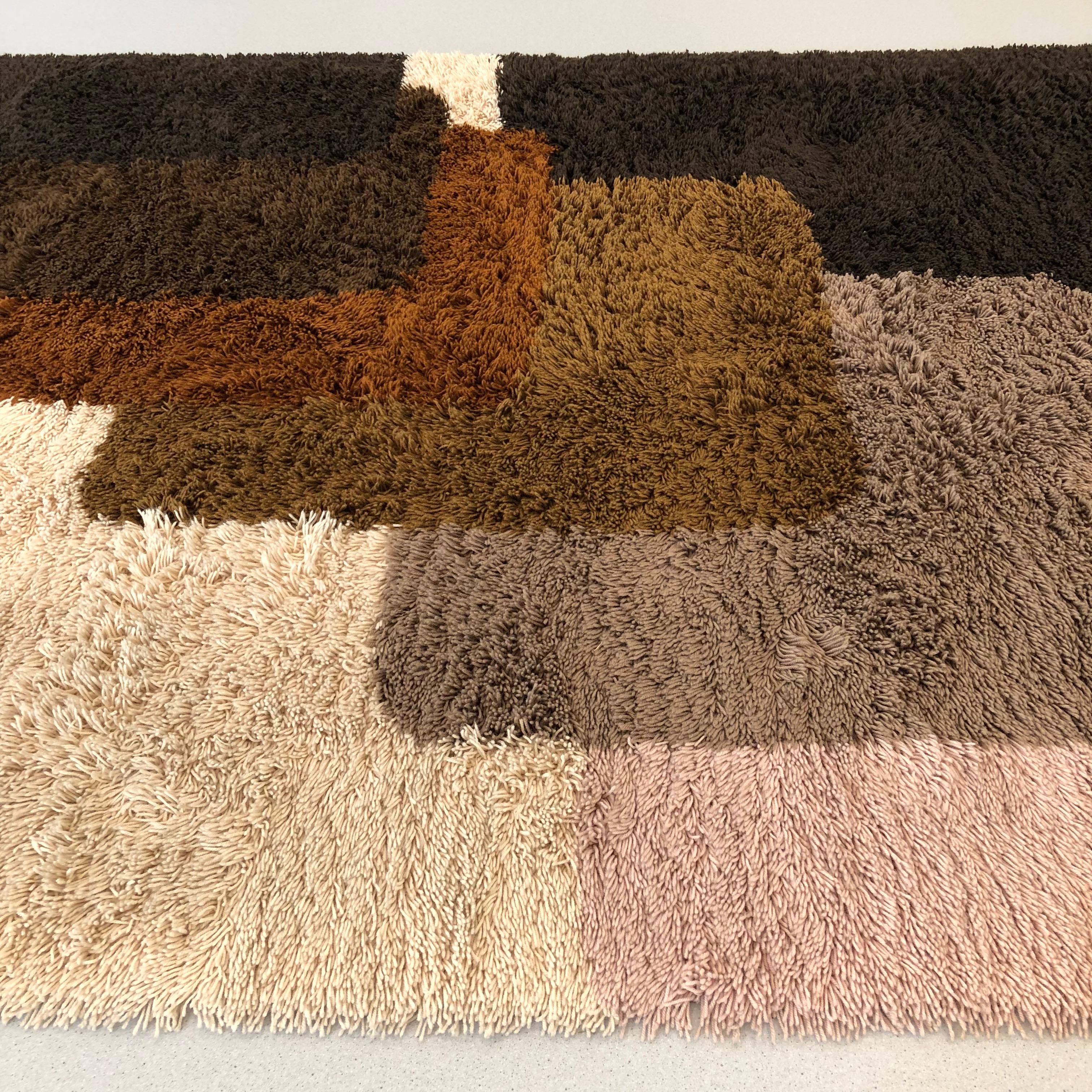 Extra Large Vintage Colorful High Pile Rug by Desso, Netherlands, 1970 6