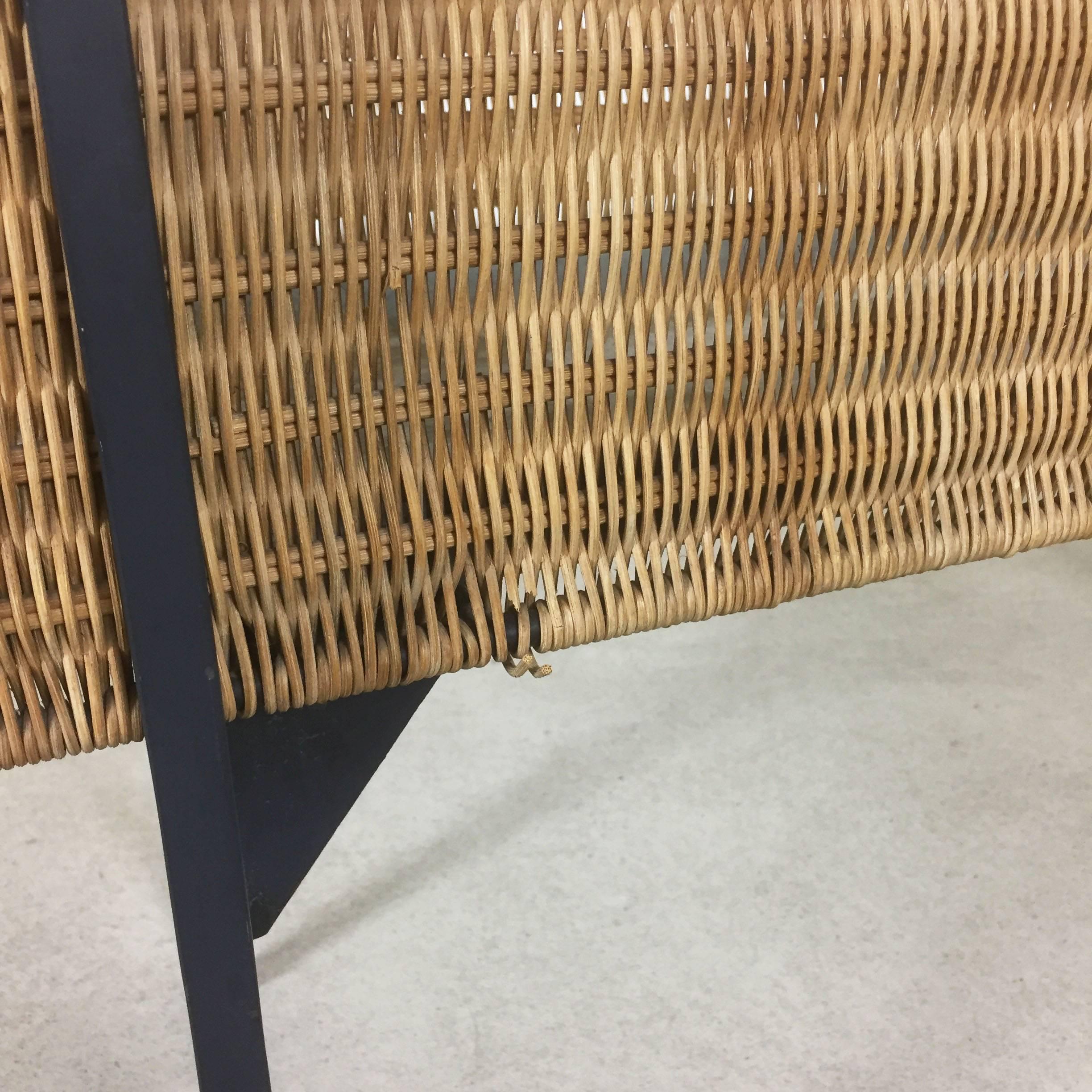 Minimalistic Metal and Rattan Planter Trough Plant Stand, Italy, 1960s In Good Condition In Kirchlengern, DE