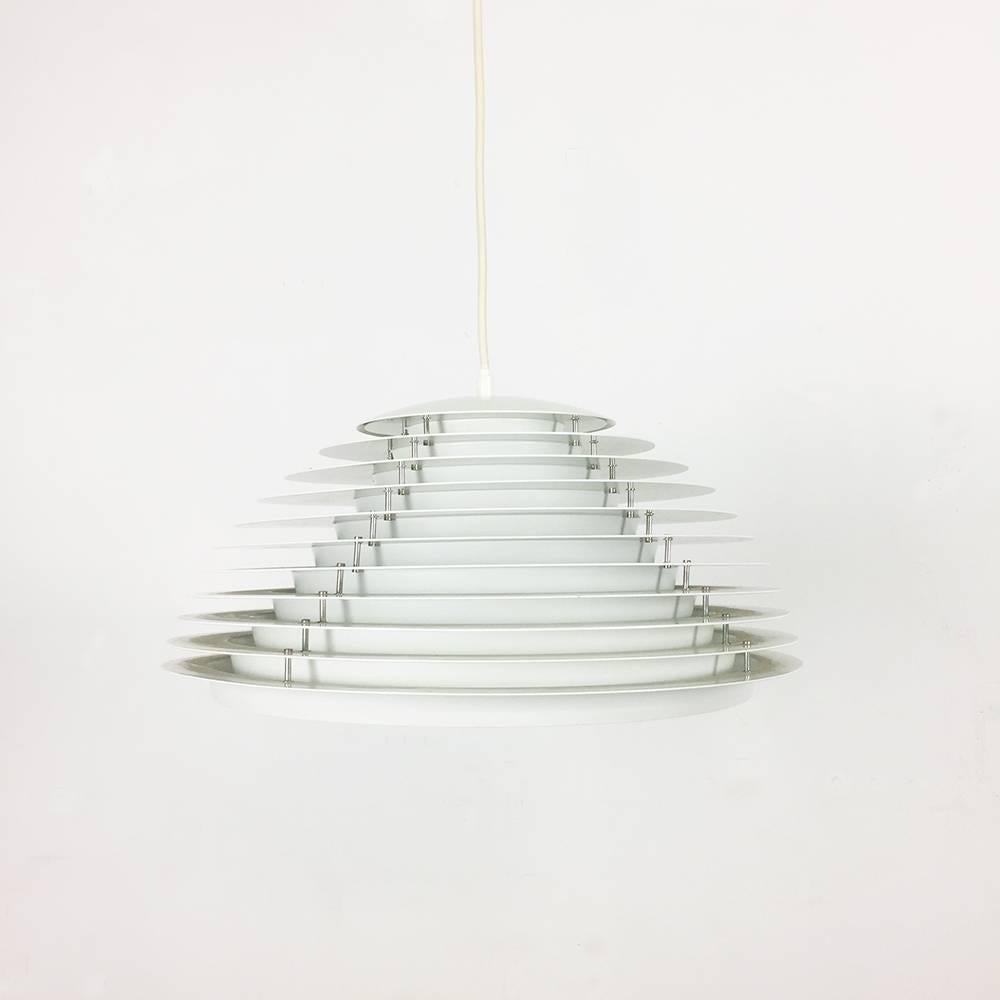 Article:

hanging light

Modell:

Hekla


Design:

J. Olafsson and Petur B. Luthersson


Producer:

Fog and Mørup



Origin:

Denmark



AGE:

1960s





This metal hanging light was designed by J. Olafsson and