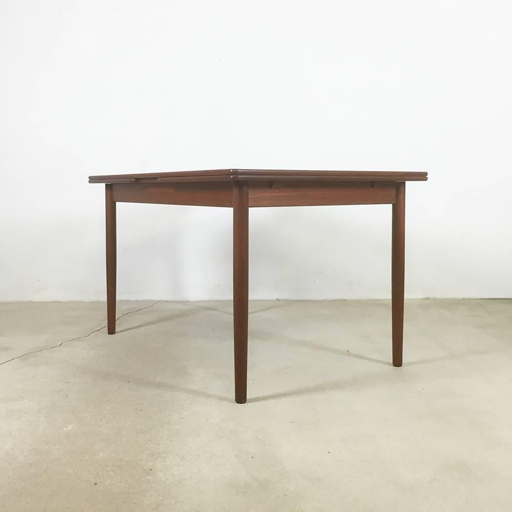 Article:

Teak dining table extendable

Producer:

H. Sigh and Sons Mobelfabrik, Denmark

This model 145 dining table was designed by Willy Sigh in the 1960s and was produced by H. Sigh and Sons Mobelfabrik in Denmark. It is made of wood and