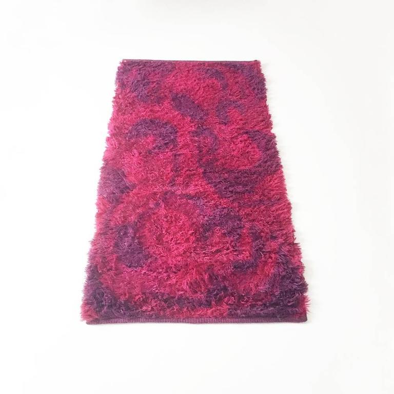 Pinker Hochflor Teppich Von Lyng Taepper Pop Art Danemark