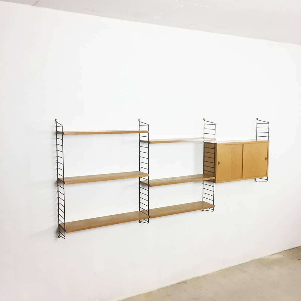 Original 1960s Modular String Wall Unit in Ashwood by Nisse Strinning, Sweden In Good Condition In Kirchlengern, DE