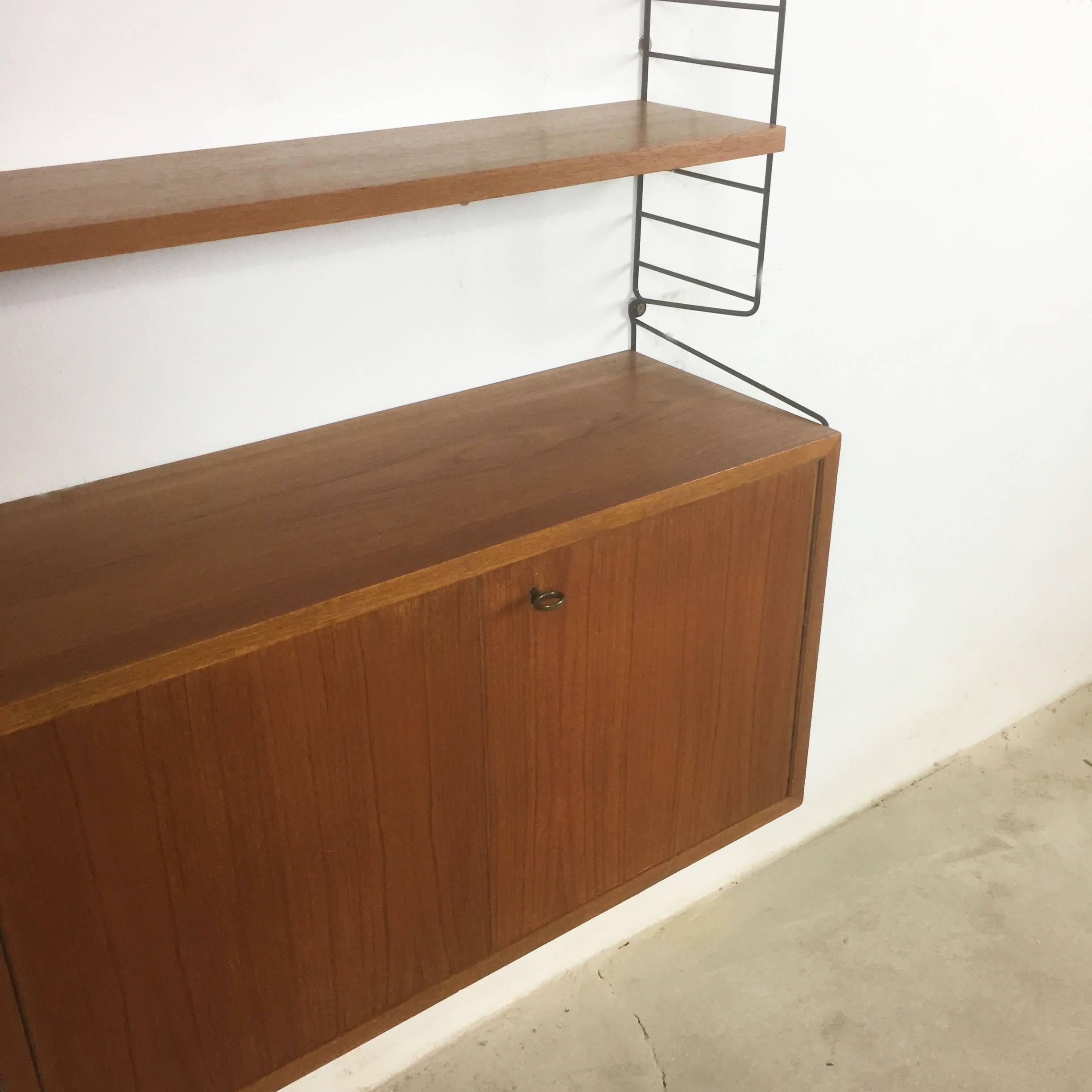 Swedish Teak Wall Unit by Nisse Strinning for String, 1960s In Good Condition In Kirchlengern, DE